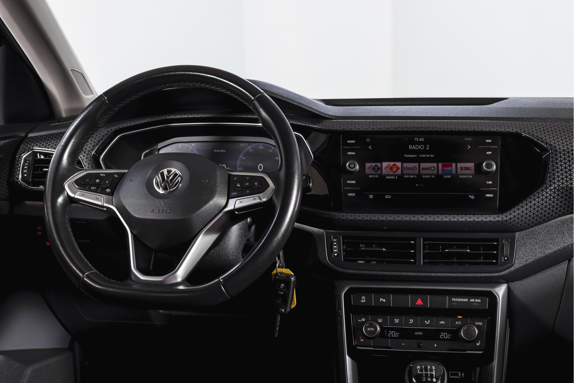 Foto van Volkswagen T-cross