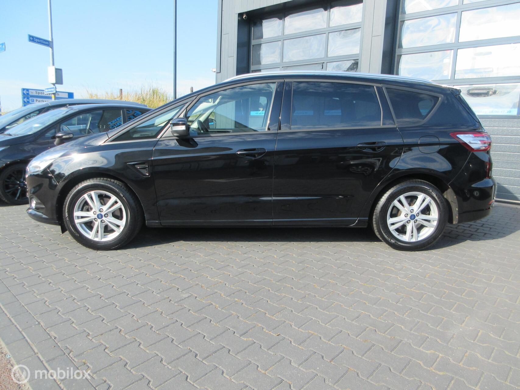 Foto van Ford S-max