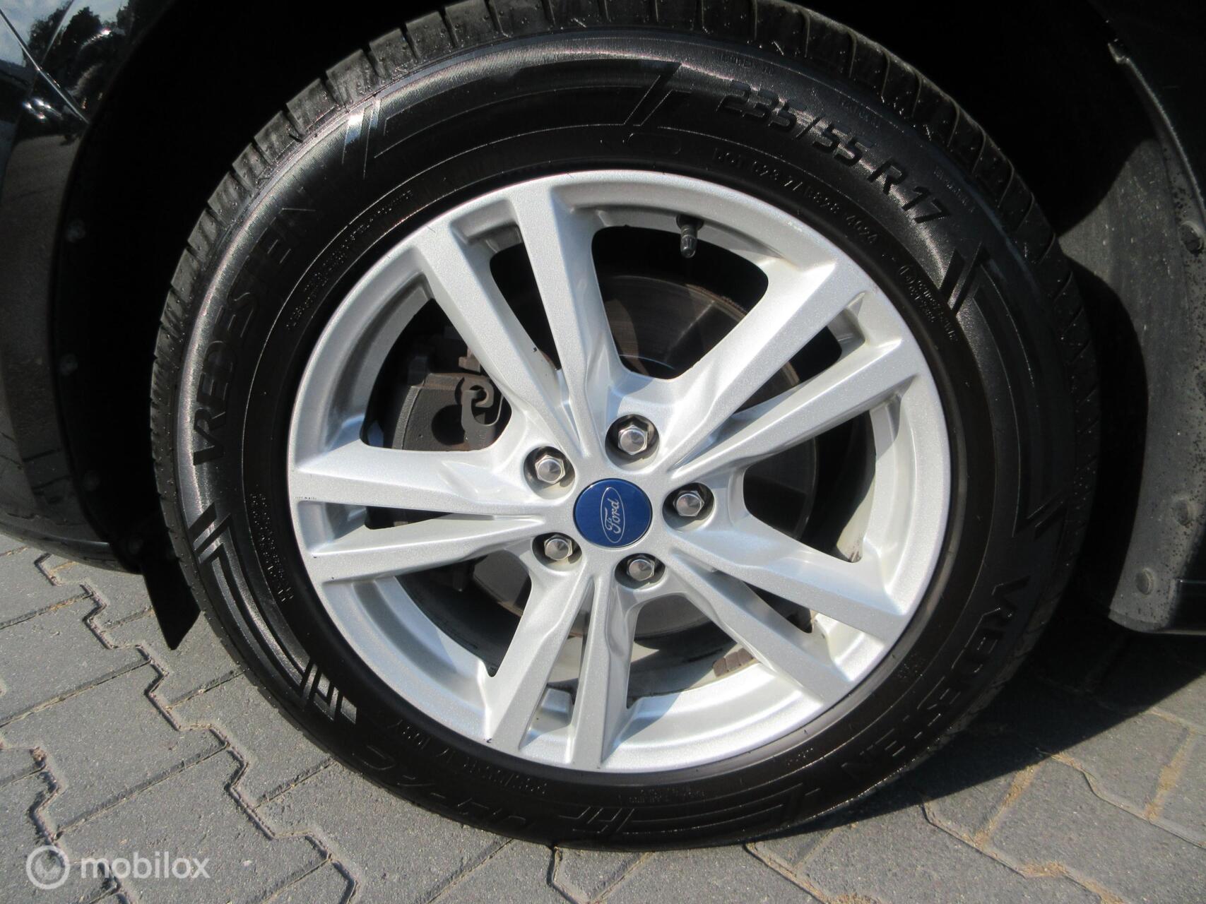 Foto van Ford S-max