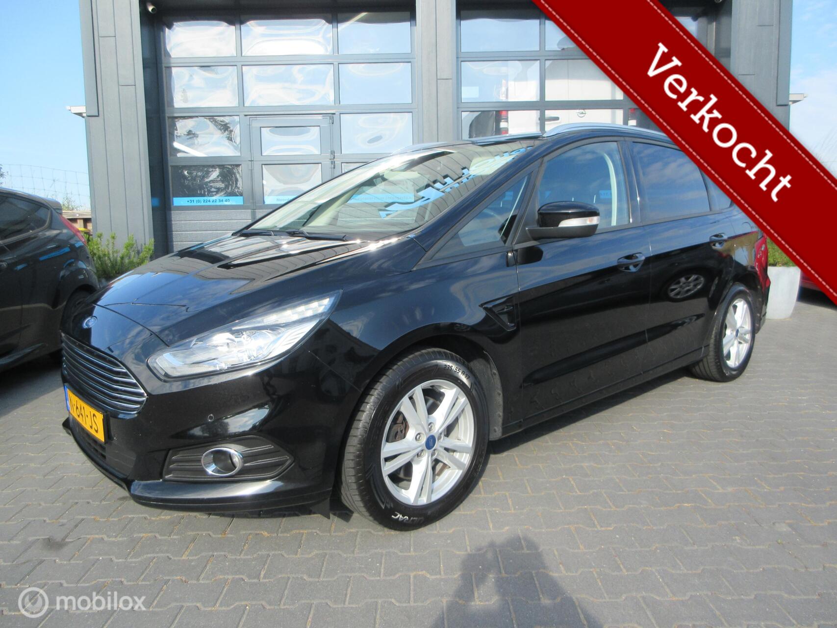 Ford S-max 1.5 Titanium 7p. 103dkm! Camera Carplay Trekhaak 2017 - voorkant