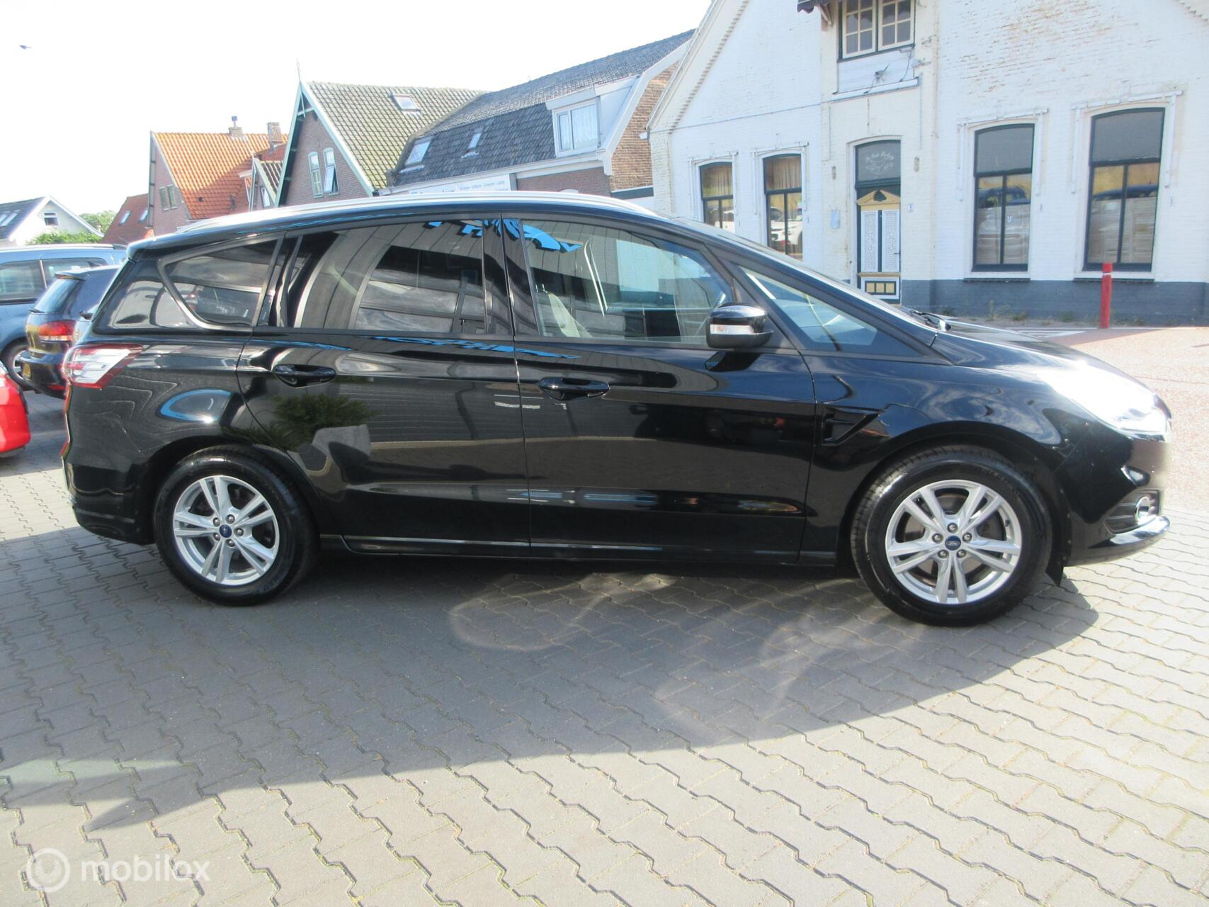 Foto van Ford S-max