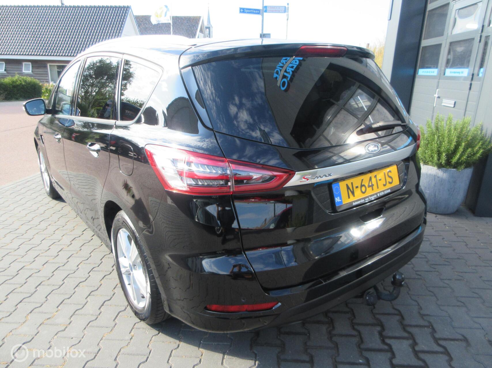 Foto van Ford S-max