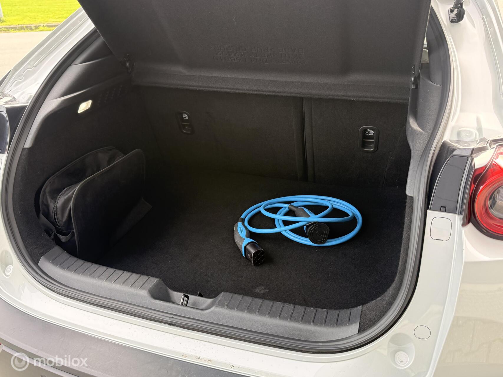Foto van Mazda Mazda Mx-30