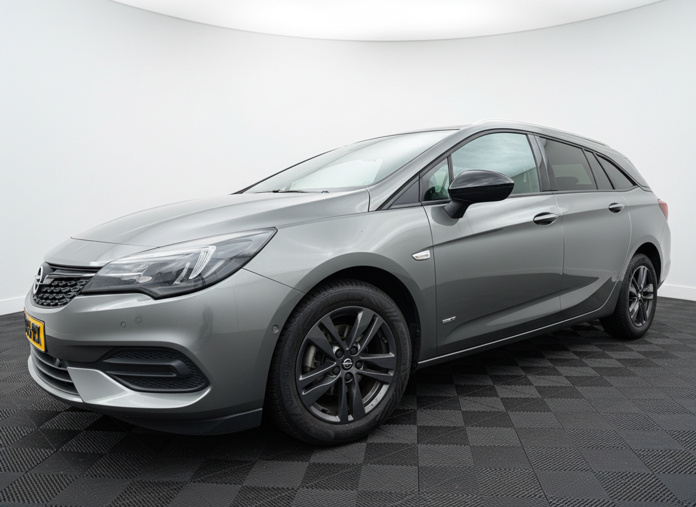Foto van Opel Astra Sports Tourer+