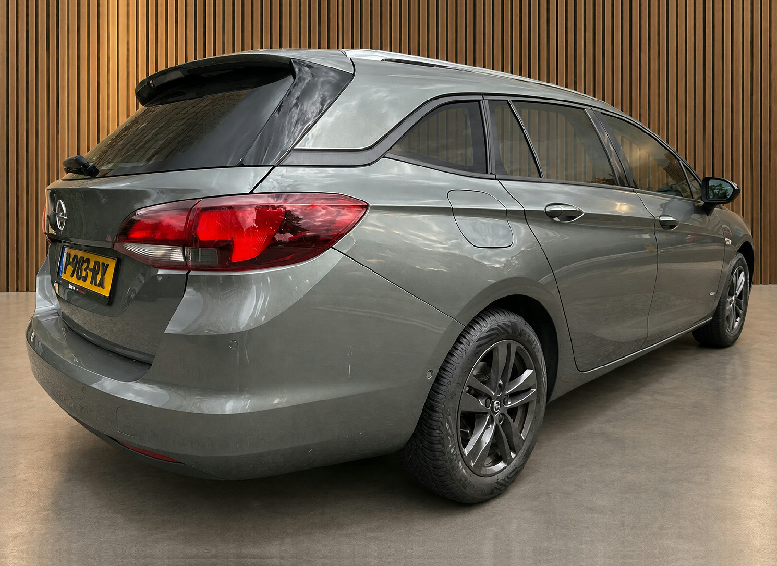 Foto van Opel Astra Sports Tourer+