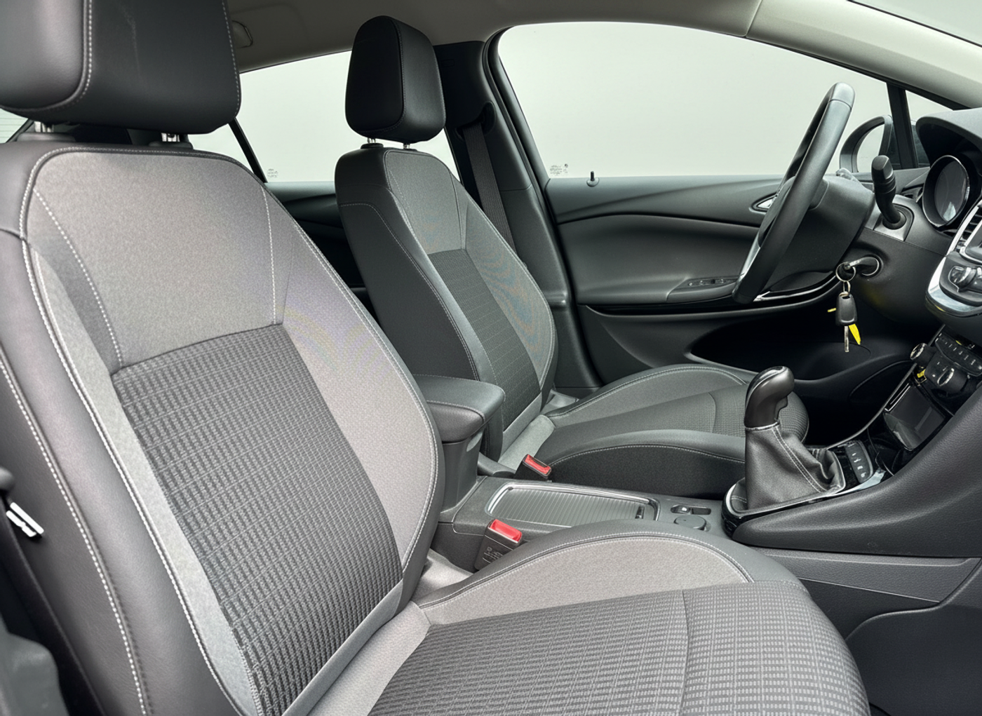 Foto van Opel Astra Sports Tourer+