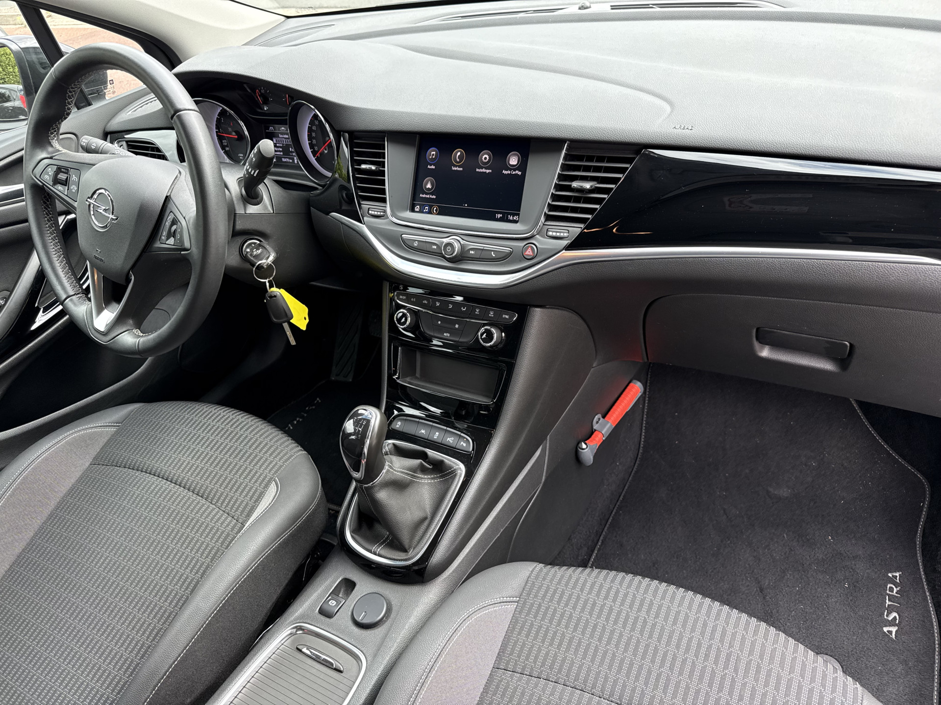 Foto van Opel Astra Sports Tourer+