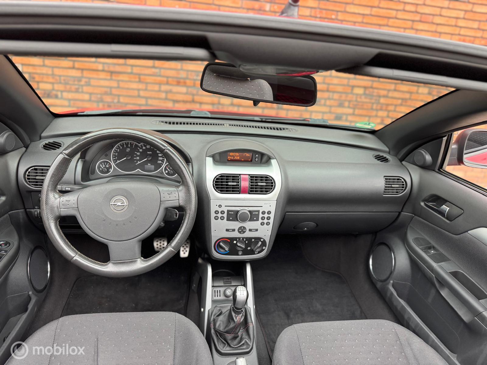 Foto van Opel Tigra Twintop