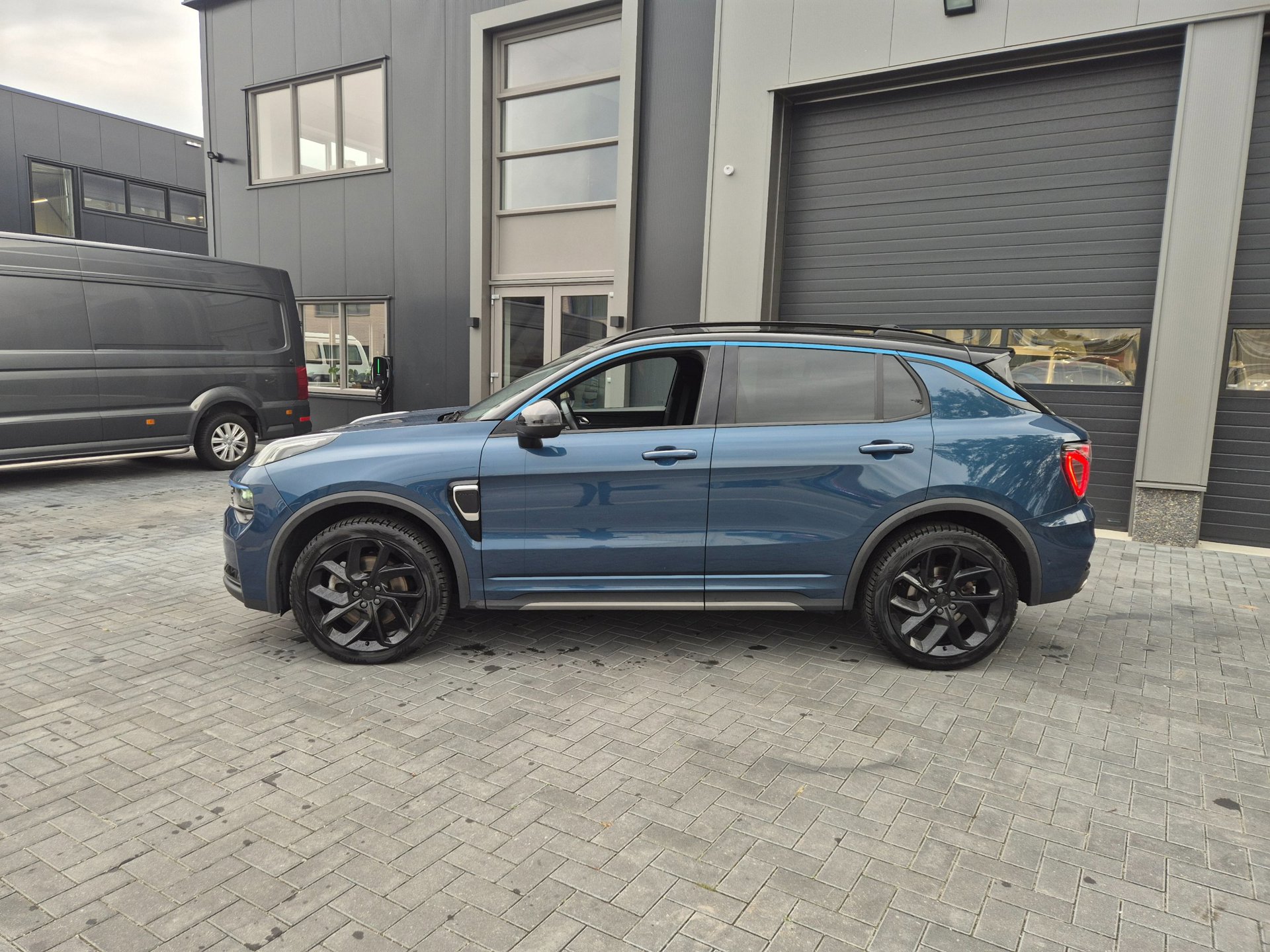 Foto van LYNK & Co 01