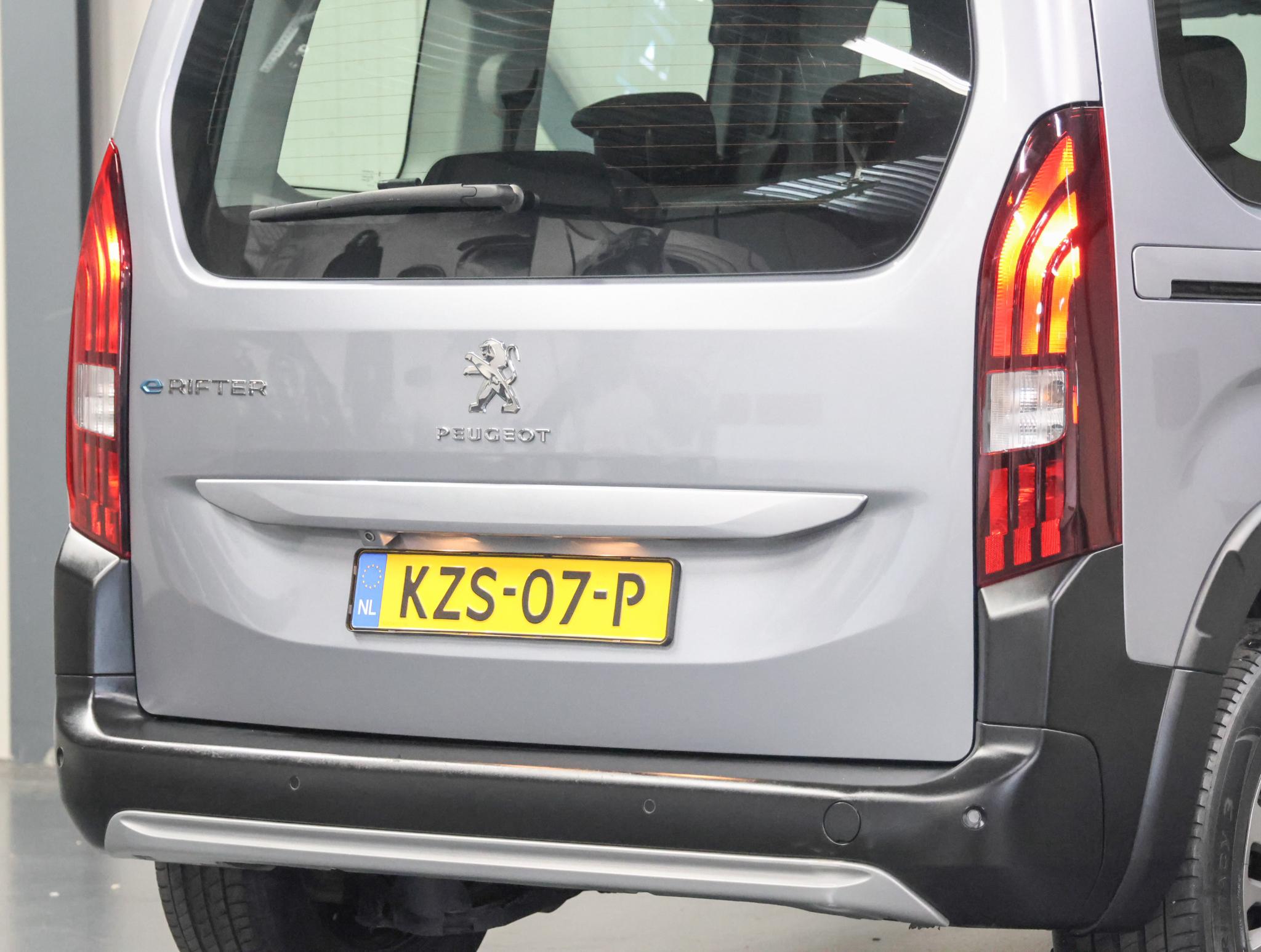 Foto van Peugeot E-rifter
