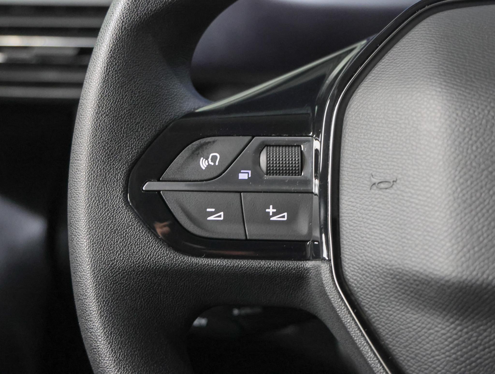Foto van Peugeot E-rifter
