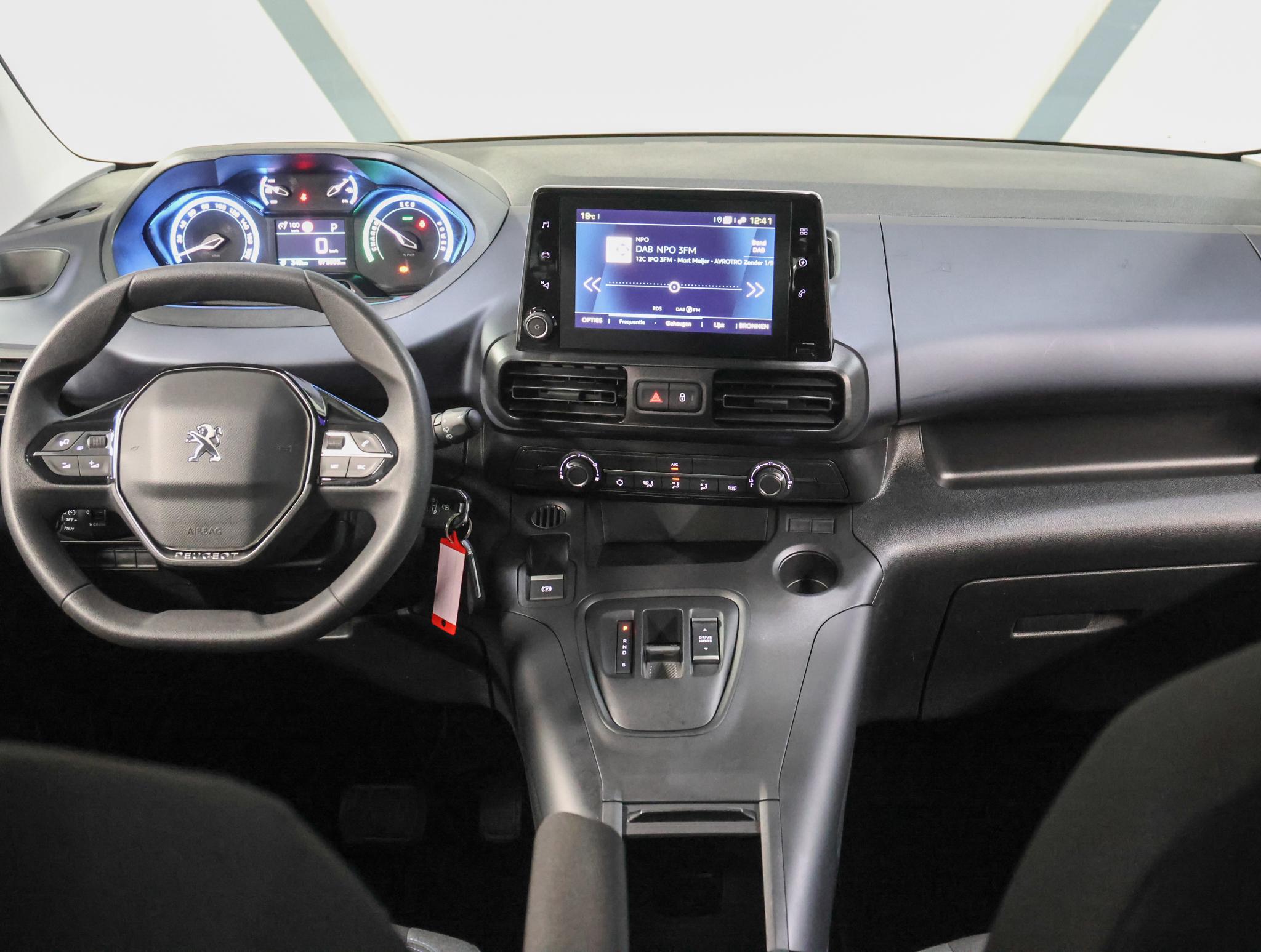 Foto van Peugeot E-rifter