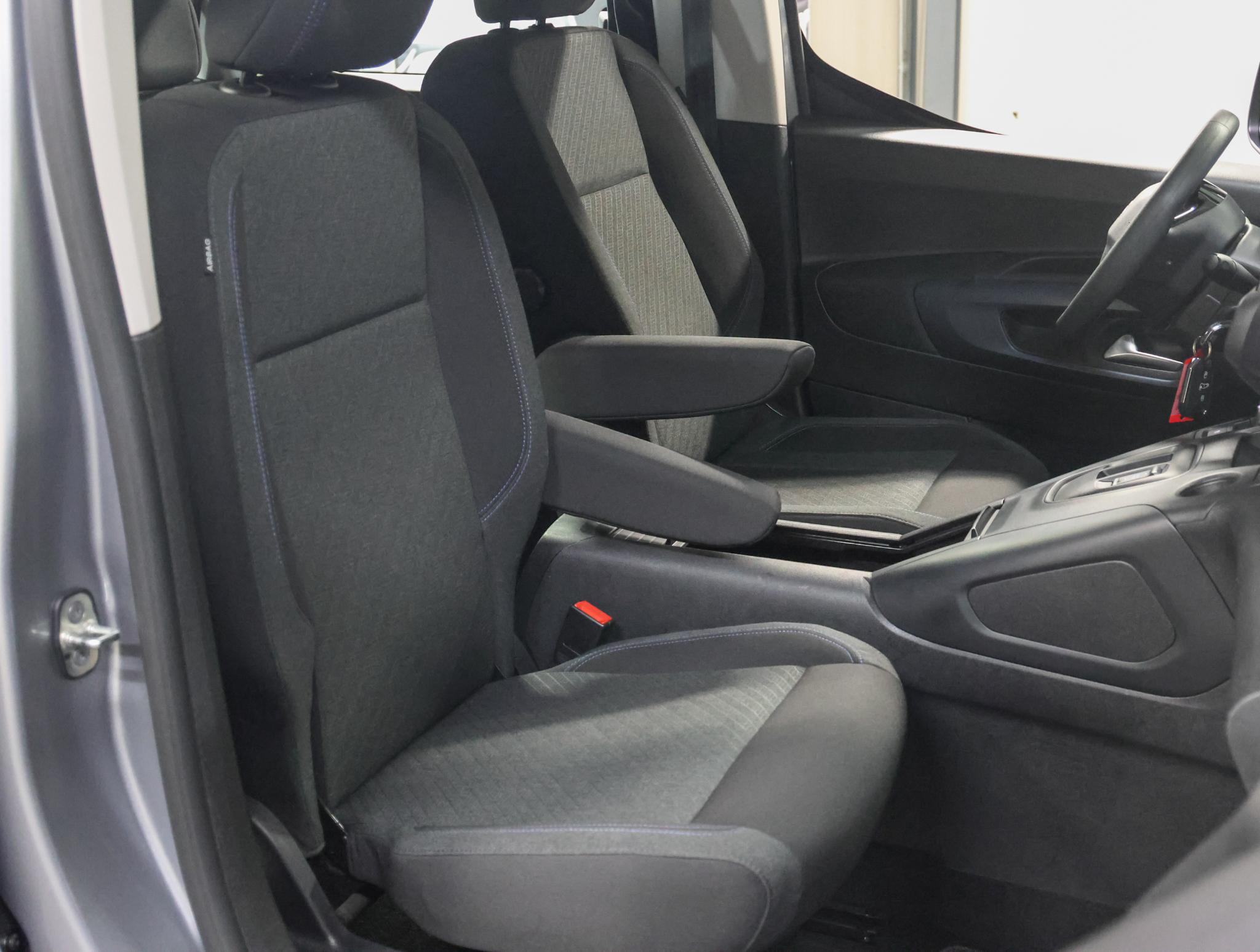 Foto van Peugeot E-rifter