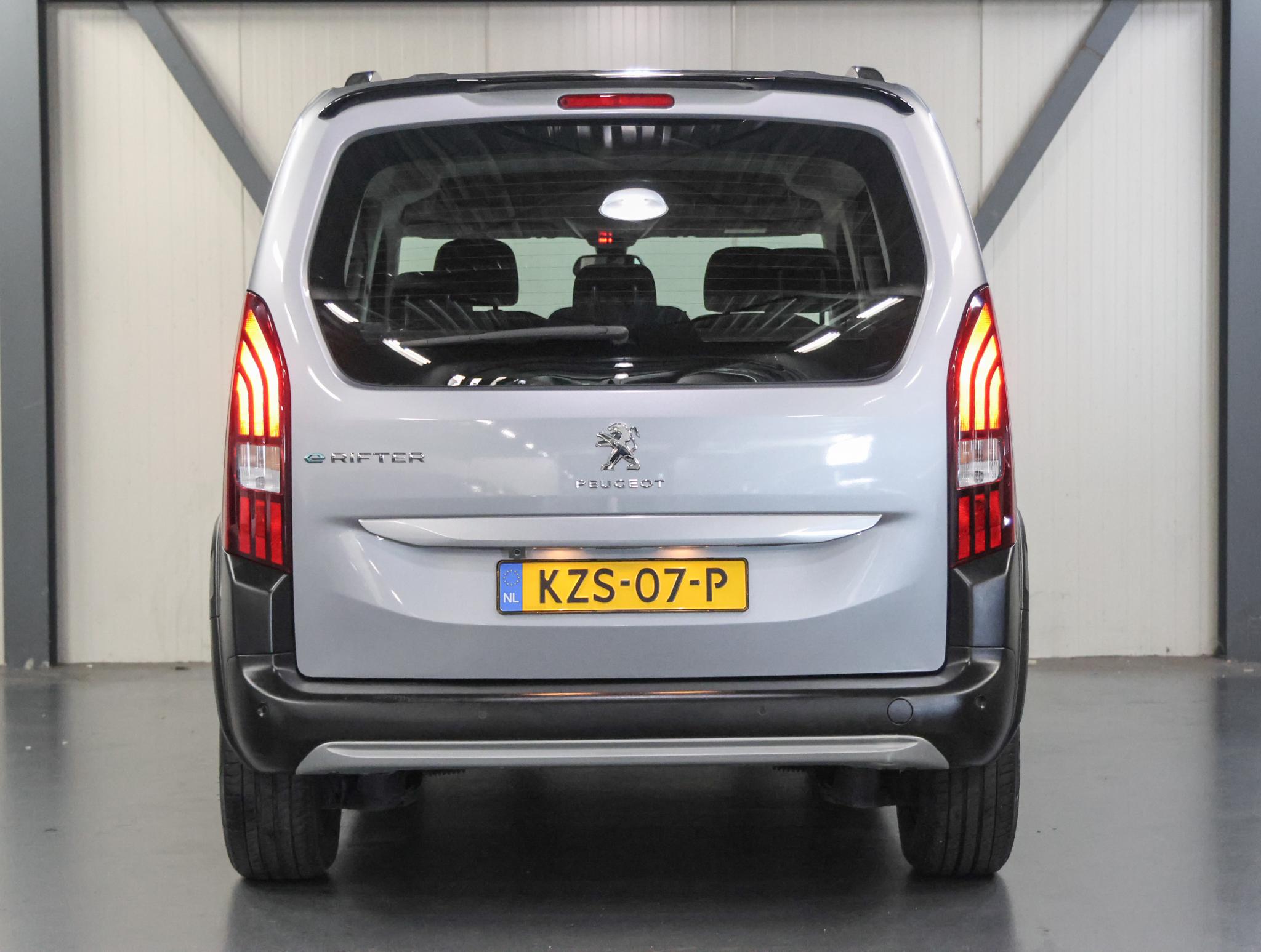 Foto van Peugeot E-rifter
