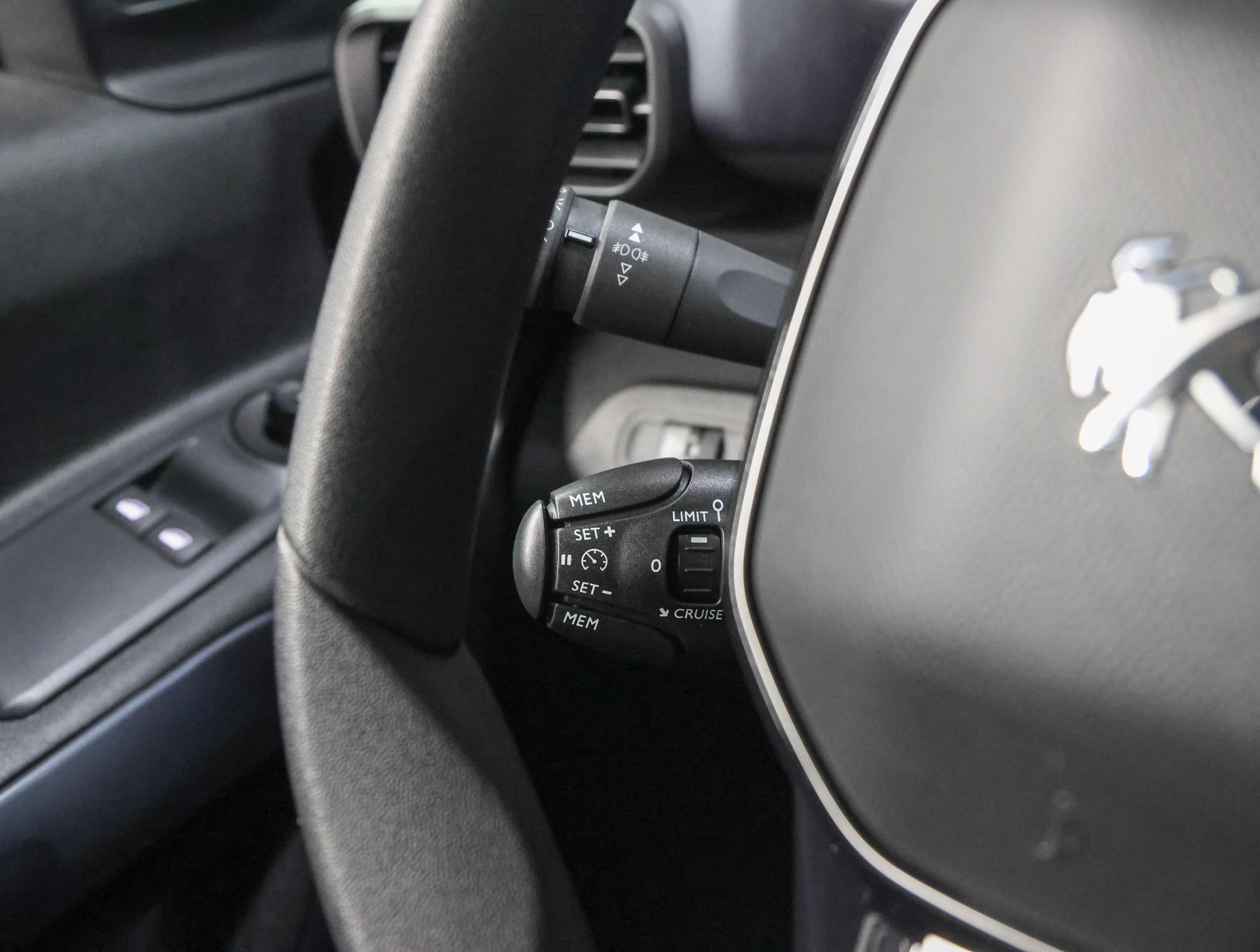 Foto van Peugeot E-rifter