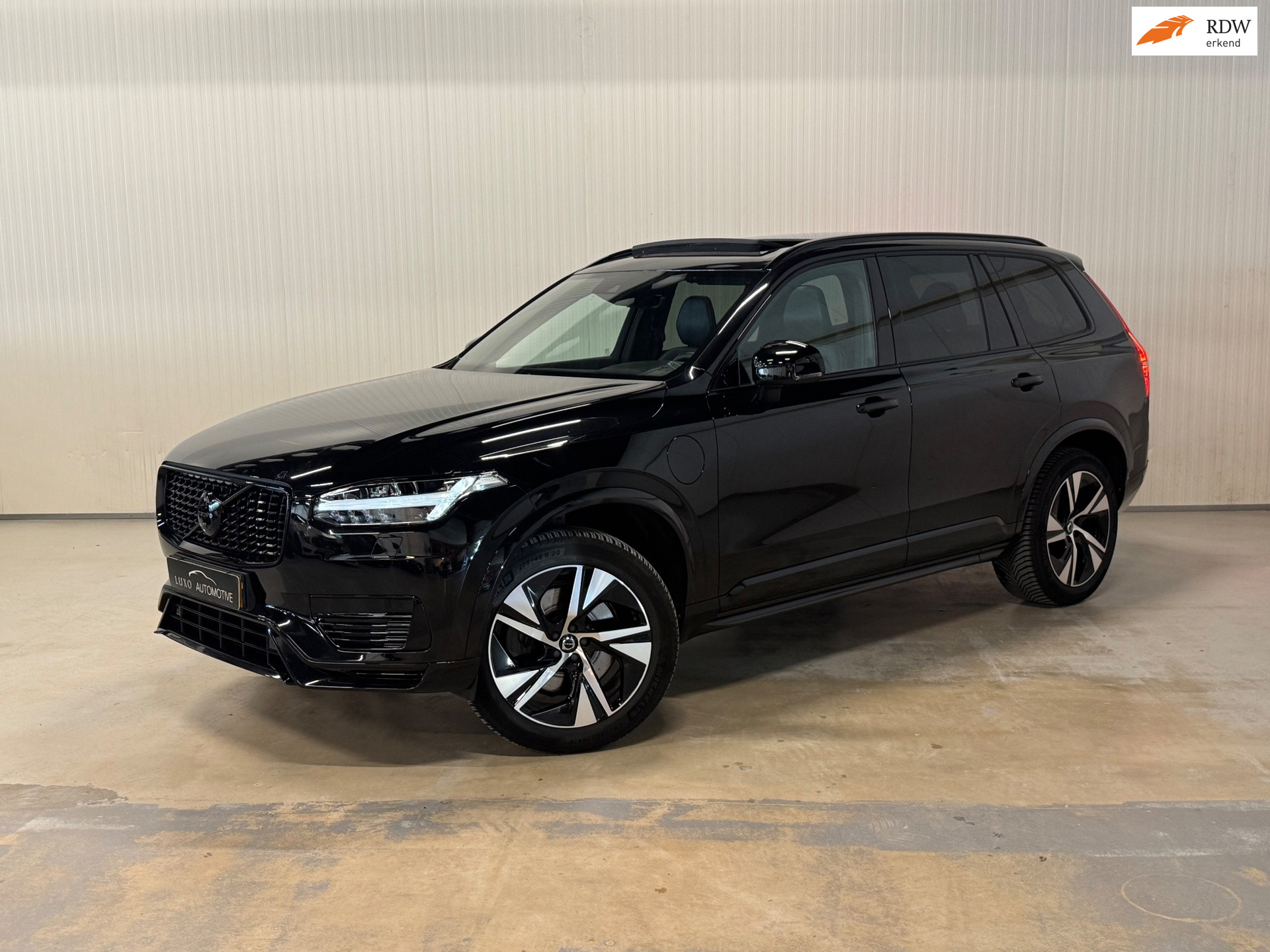 Volvo Xc90 2.0 T8 Recharge AWD Core Bright | BLACK DESIGN | PANO | 360 CAMERA | HARMAN KARDON 2022 - voorkant