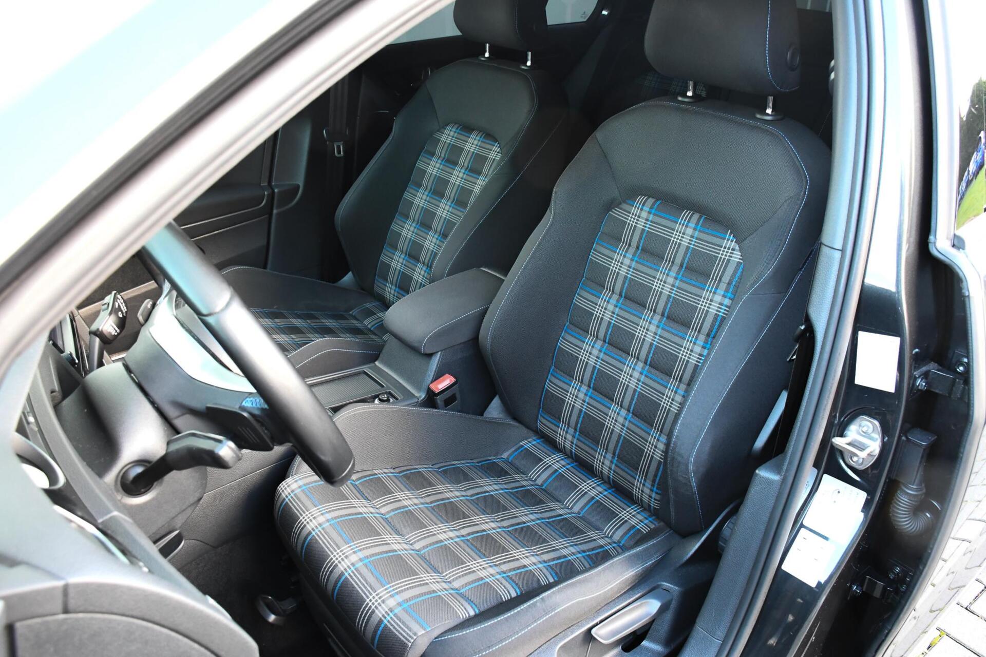 Foto van Volkswagen Golf