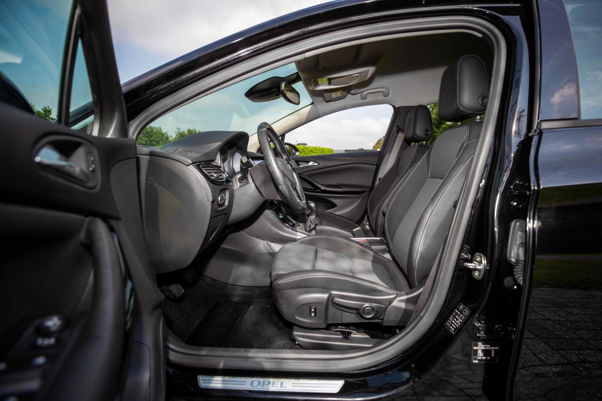 Foto van Opel Astra+