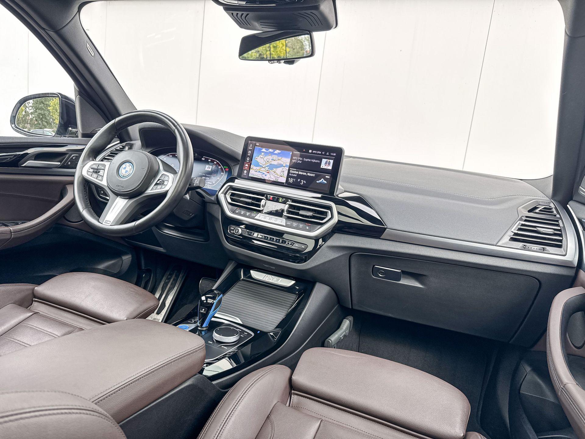 Foto van BMW Ix3