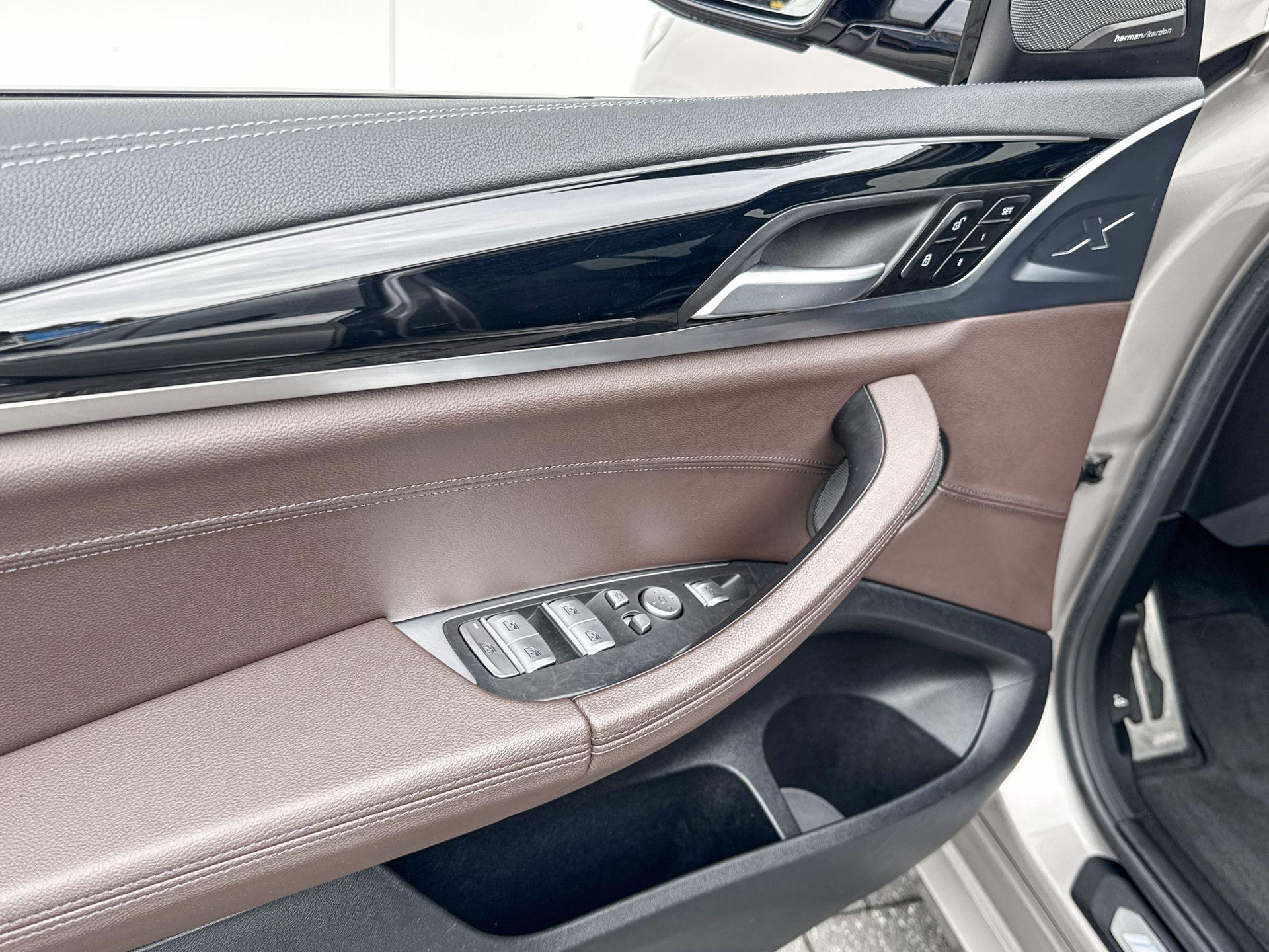 Foto van BMW Ix3