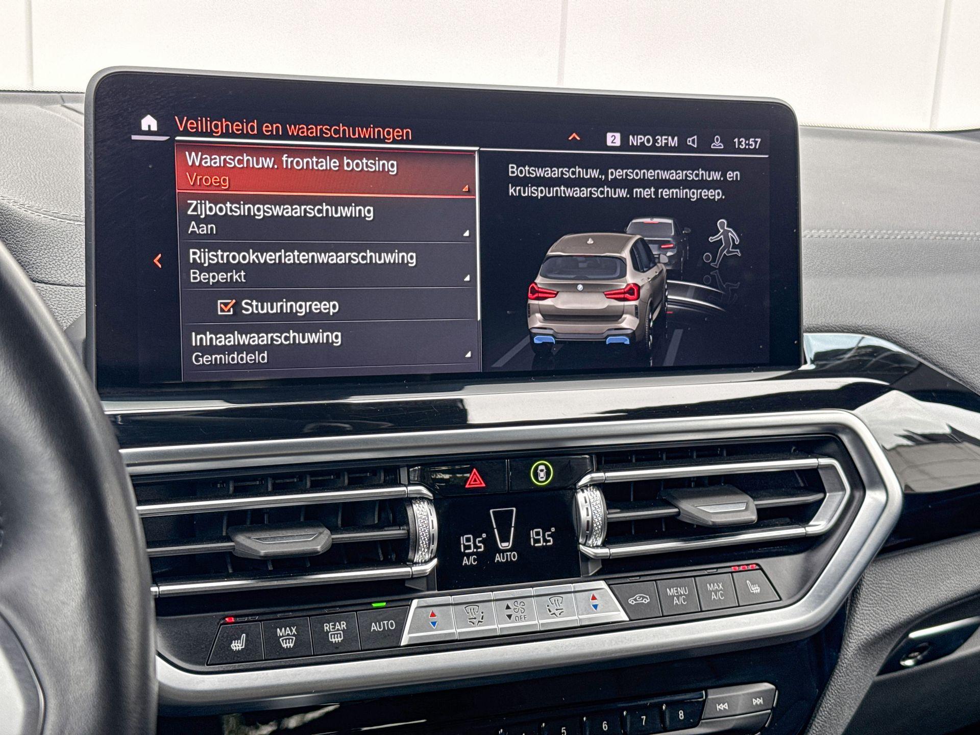 Foto van BMW Ix3