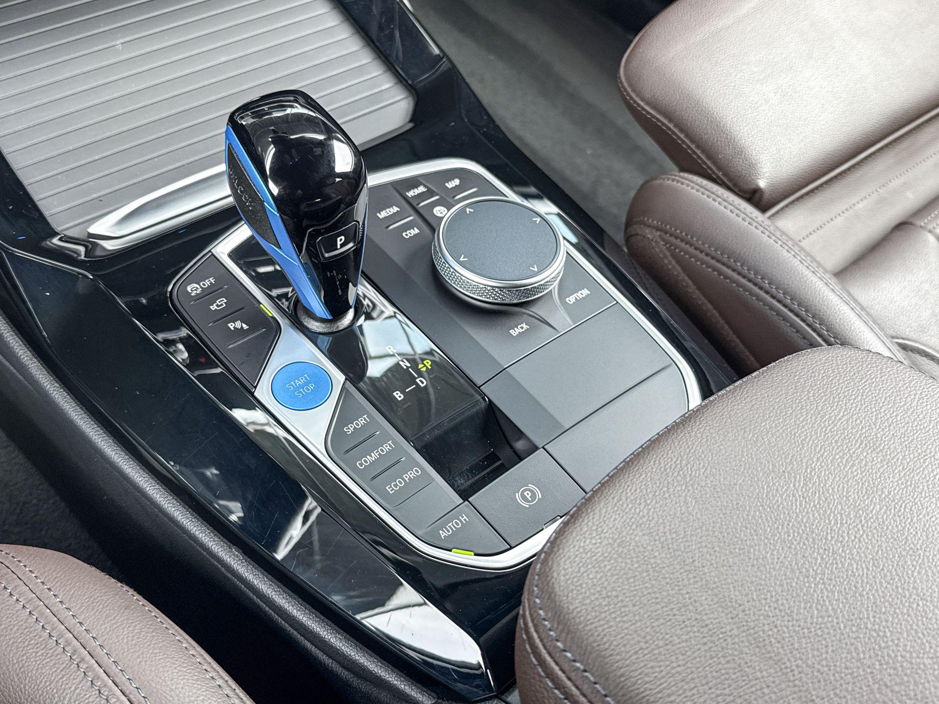 Foto van BMW Ix3