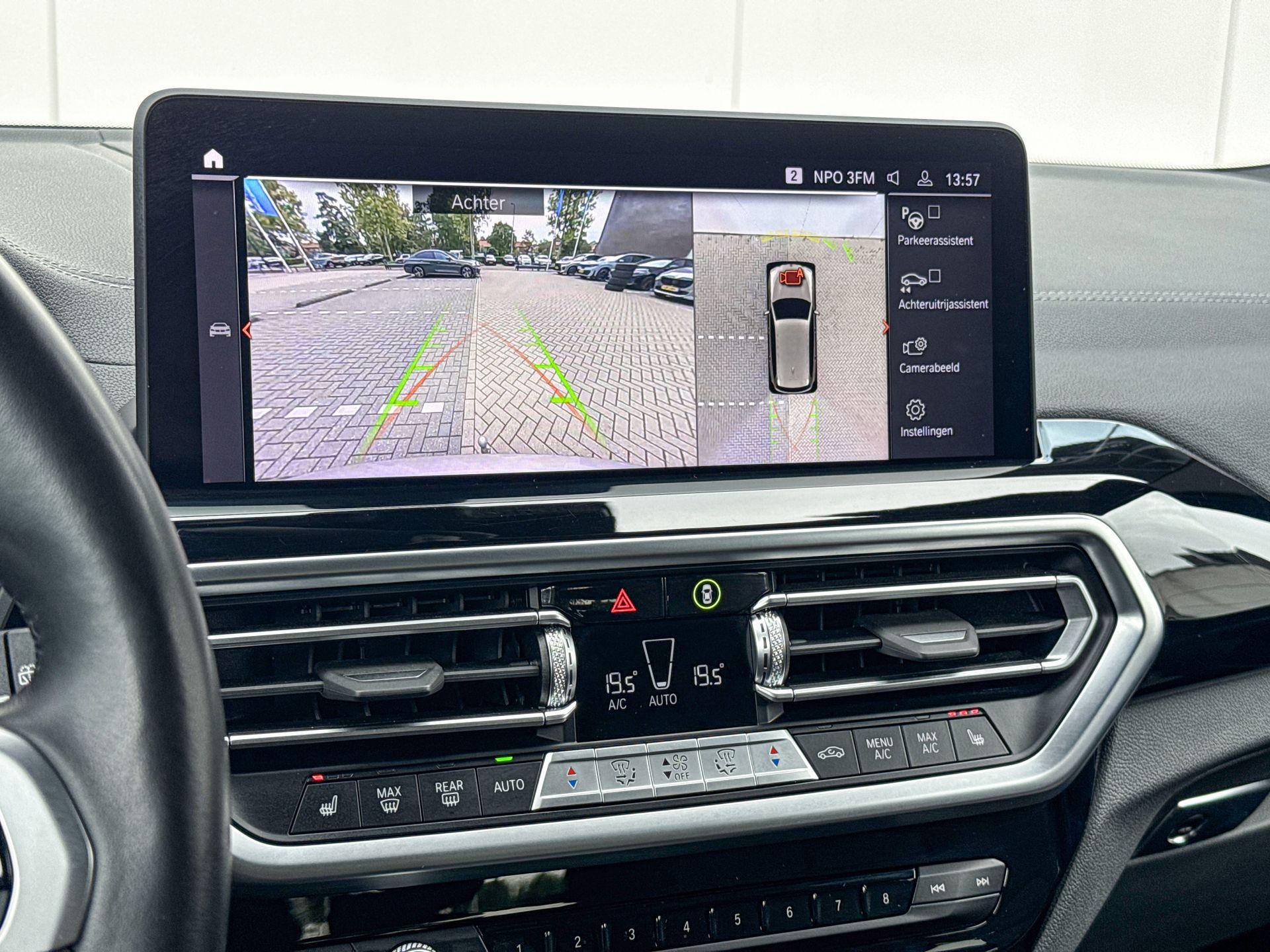 Foto van BMW Ix3