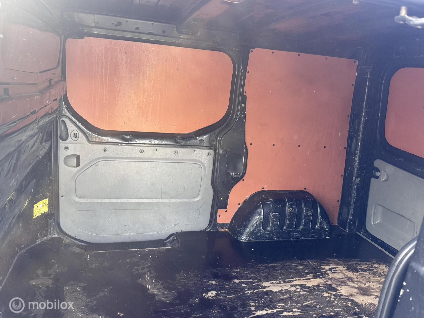 Foto van Renault Trafic T27 L1/h1 2.0 Dci 84kw E4