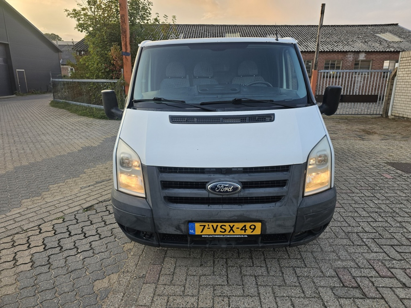 Foto van Ford Transit 260s Van 85dpf LR 4.23