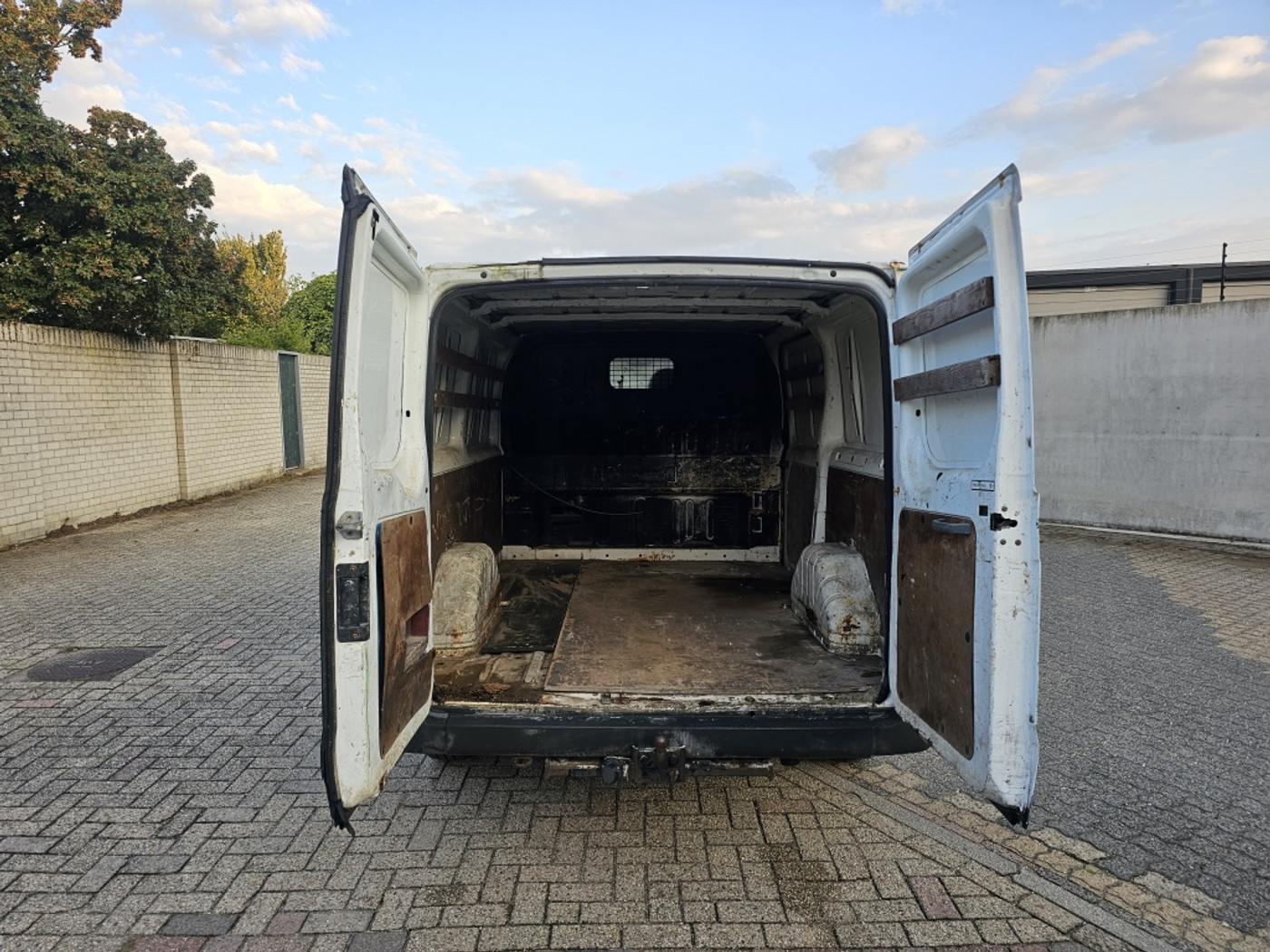 Foto van Ford Transit 260s Van 85dpf LR 4.23