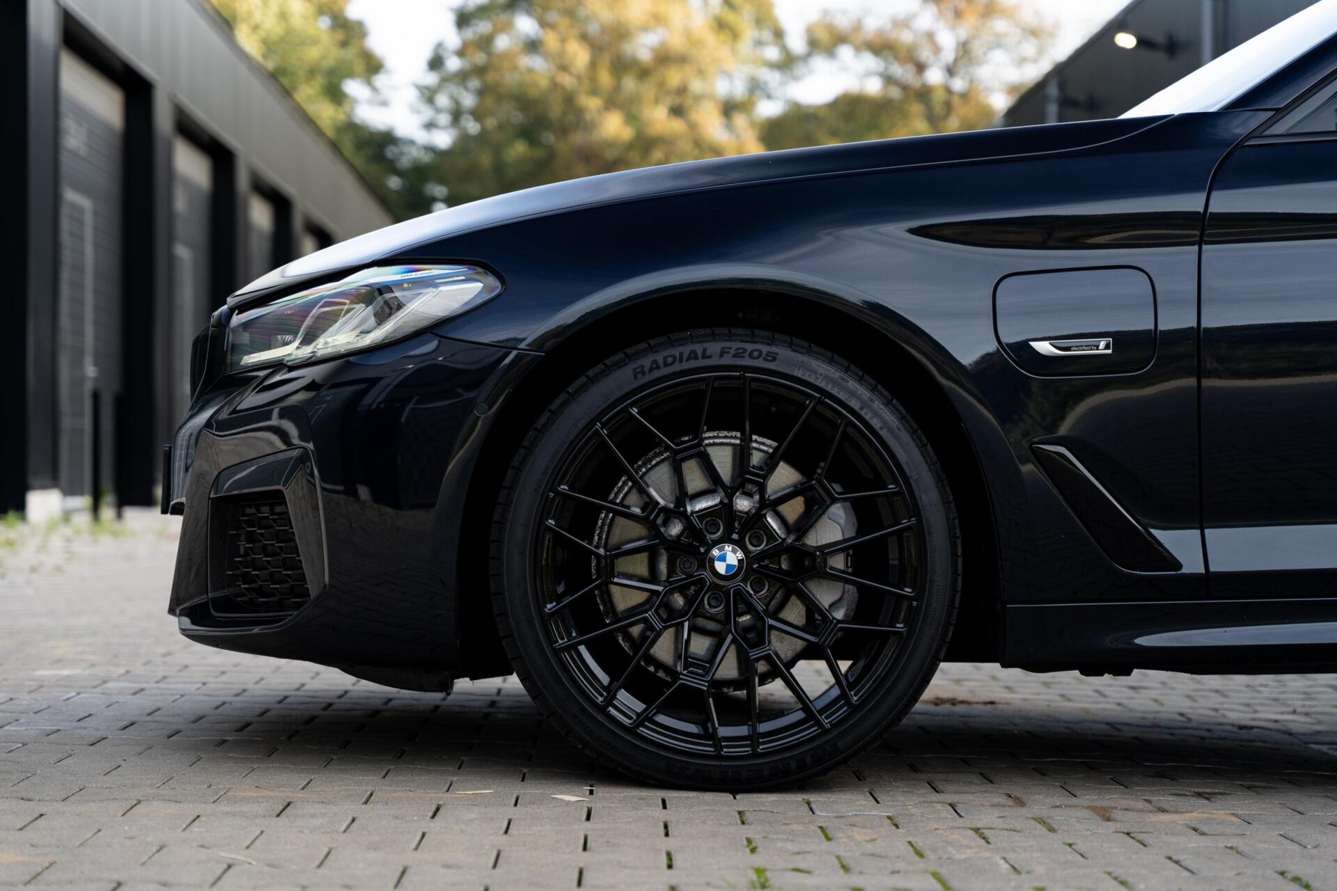 Foto van BMW 530e