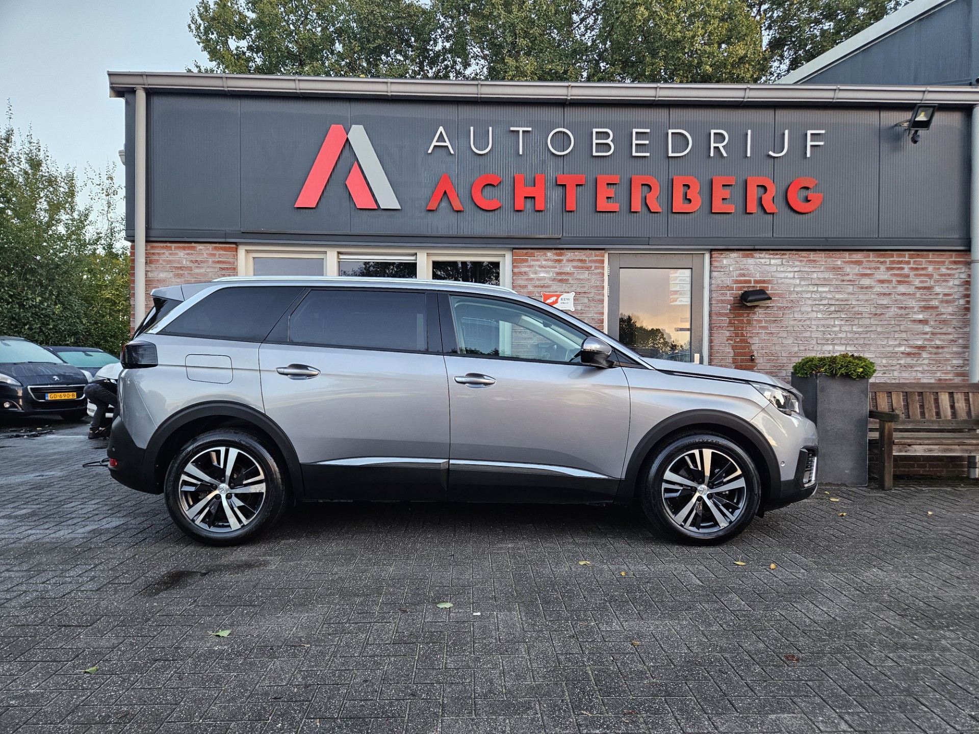 Foto van Peugeot 5008