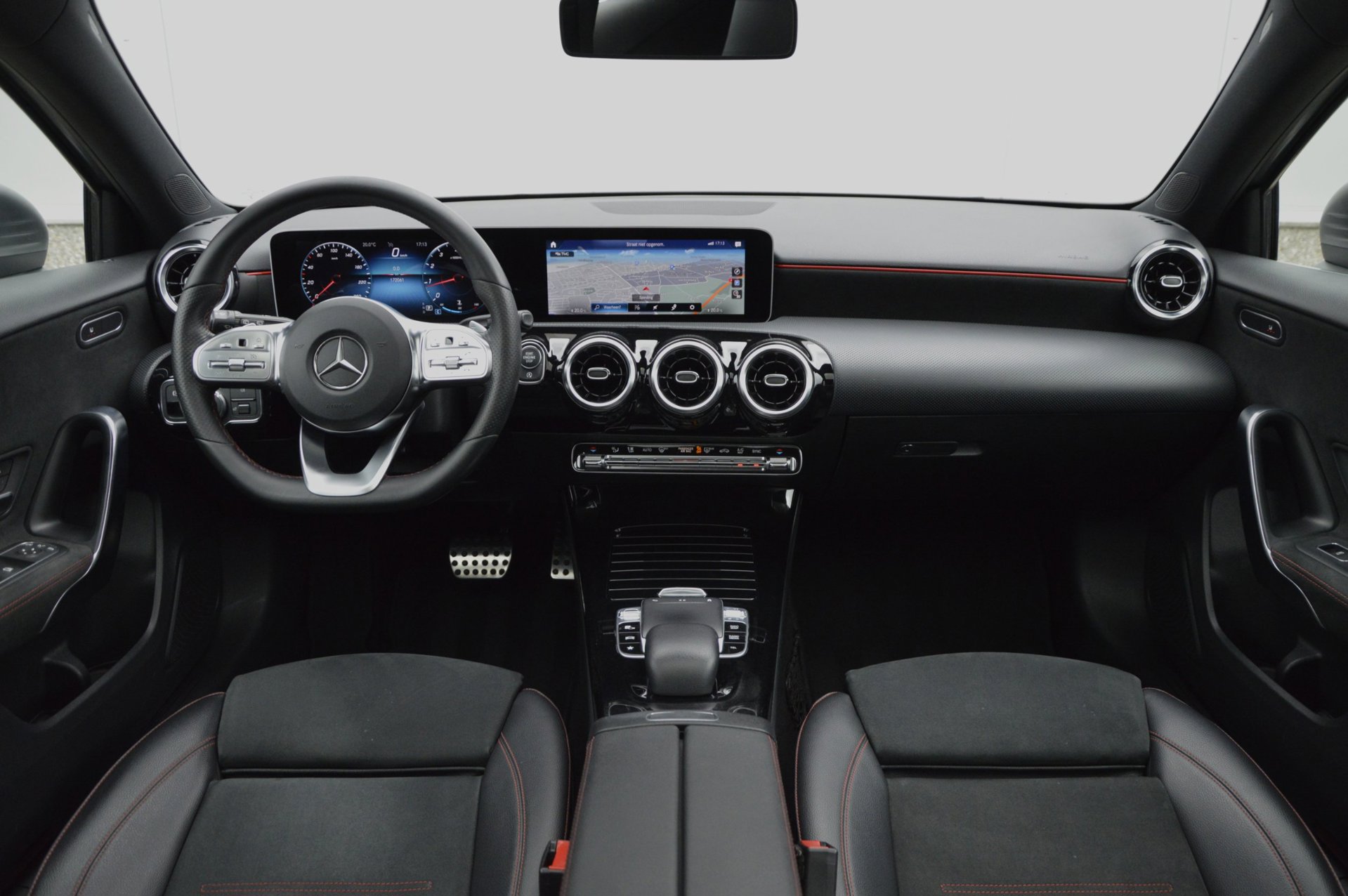 Foto van Mercedes-Benz A 200