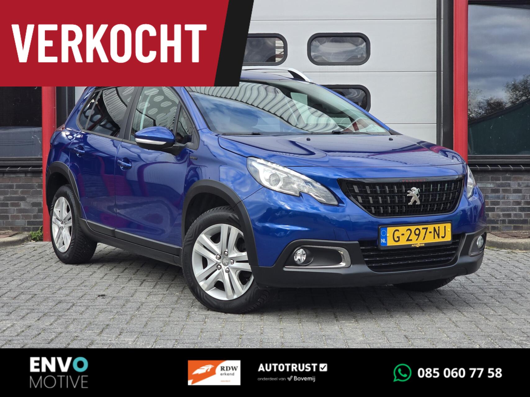 Peugeot 2008 1.2 PT Signature Carplay/Trekhaak/Distrib. vv 2019 - voorkant