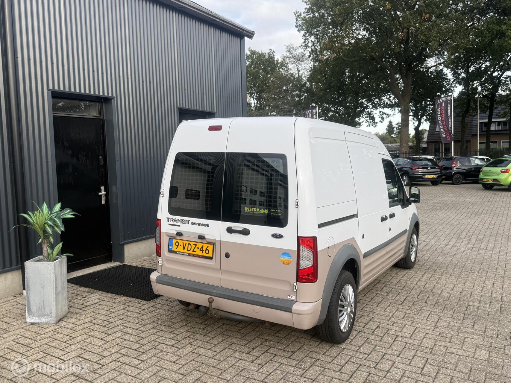 Foto van Ford Transit Connect T230l Van 90dpf
