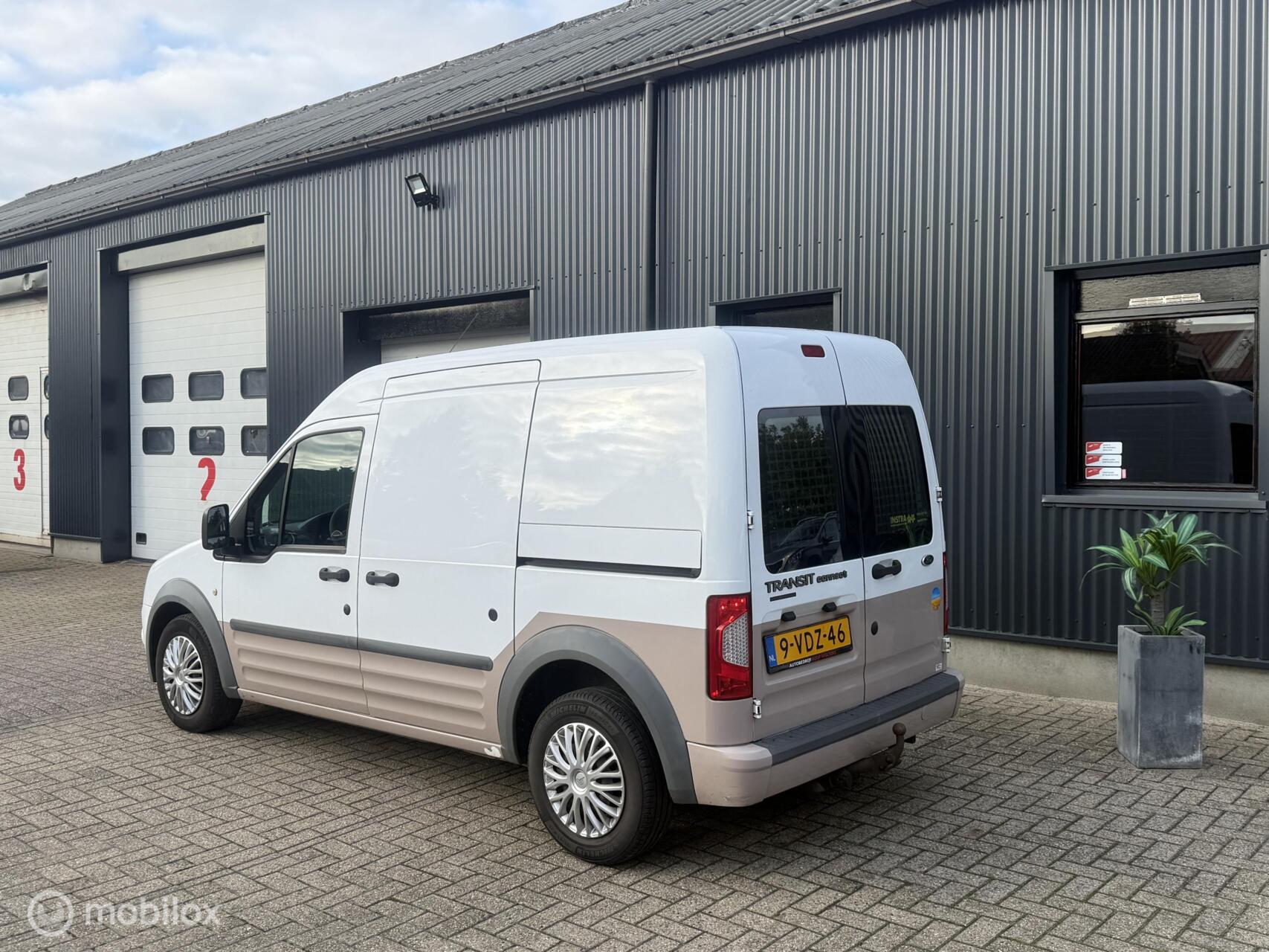 Foto van Ford Transit Connect T230l Van 90dpf