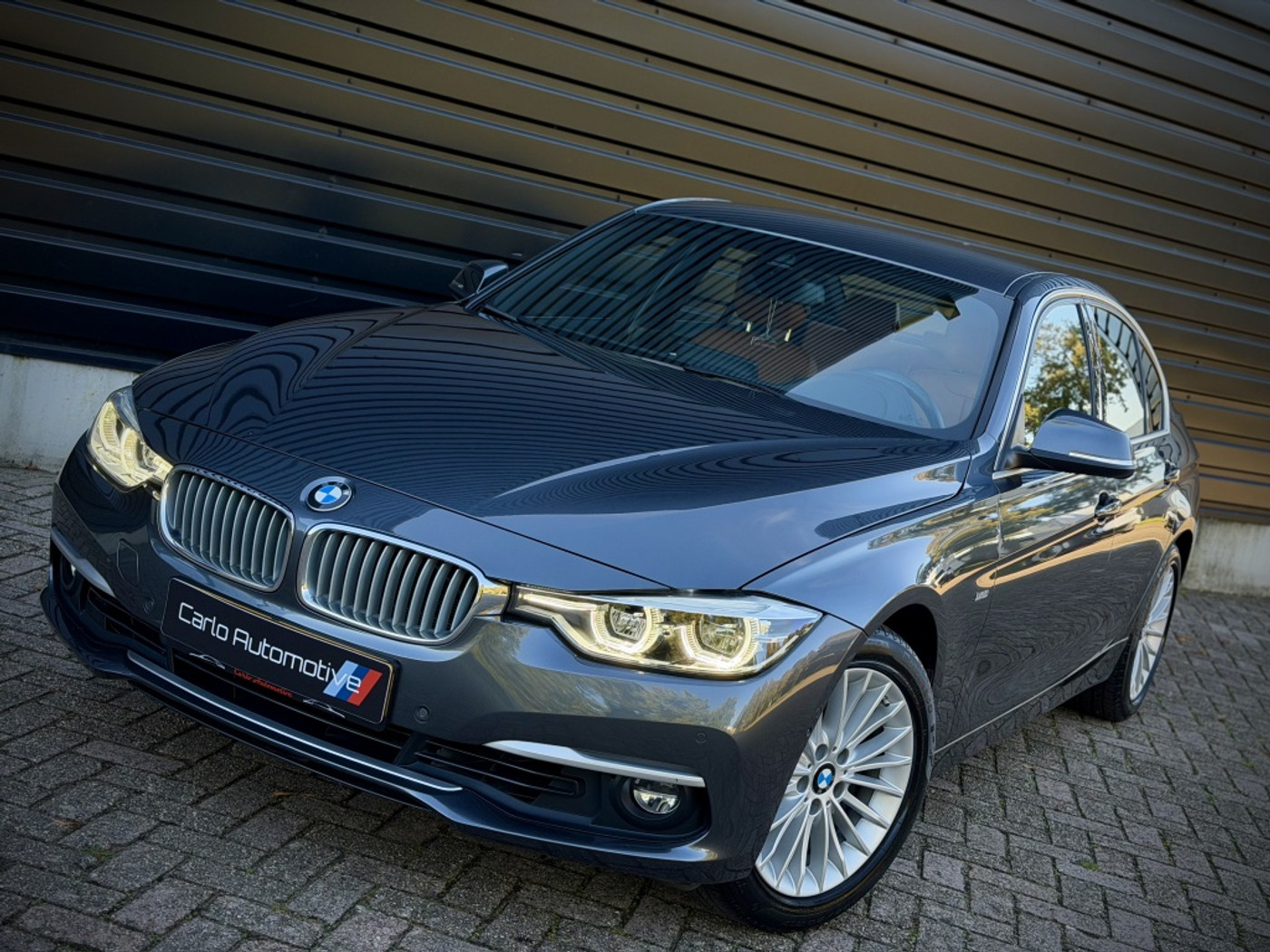 Foto van BMW 320i