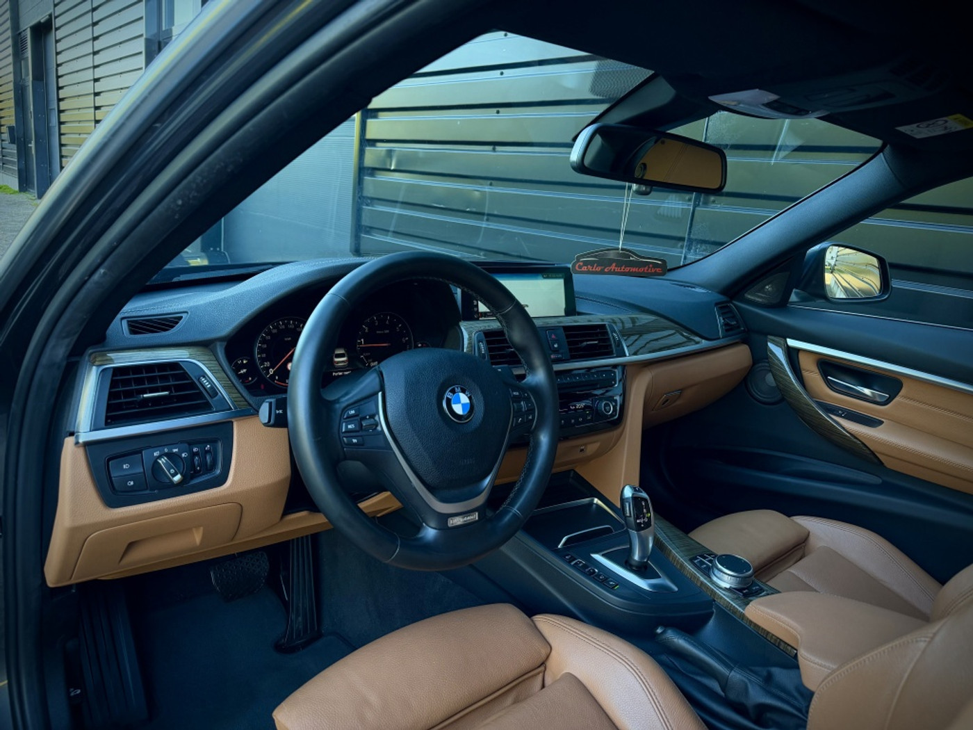 Foto van BMW 320i