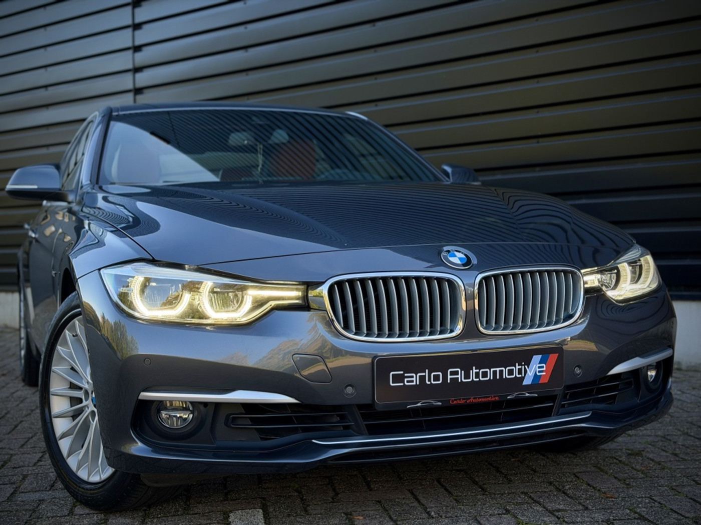 Foto van BMW 320i