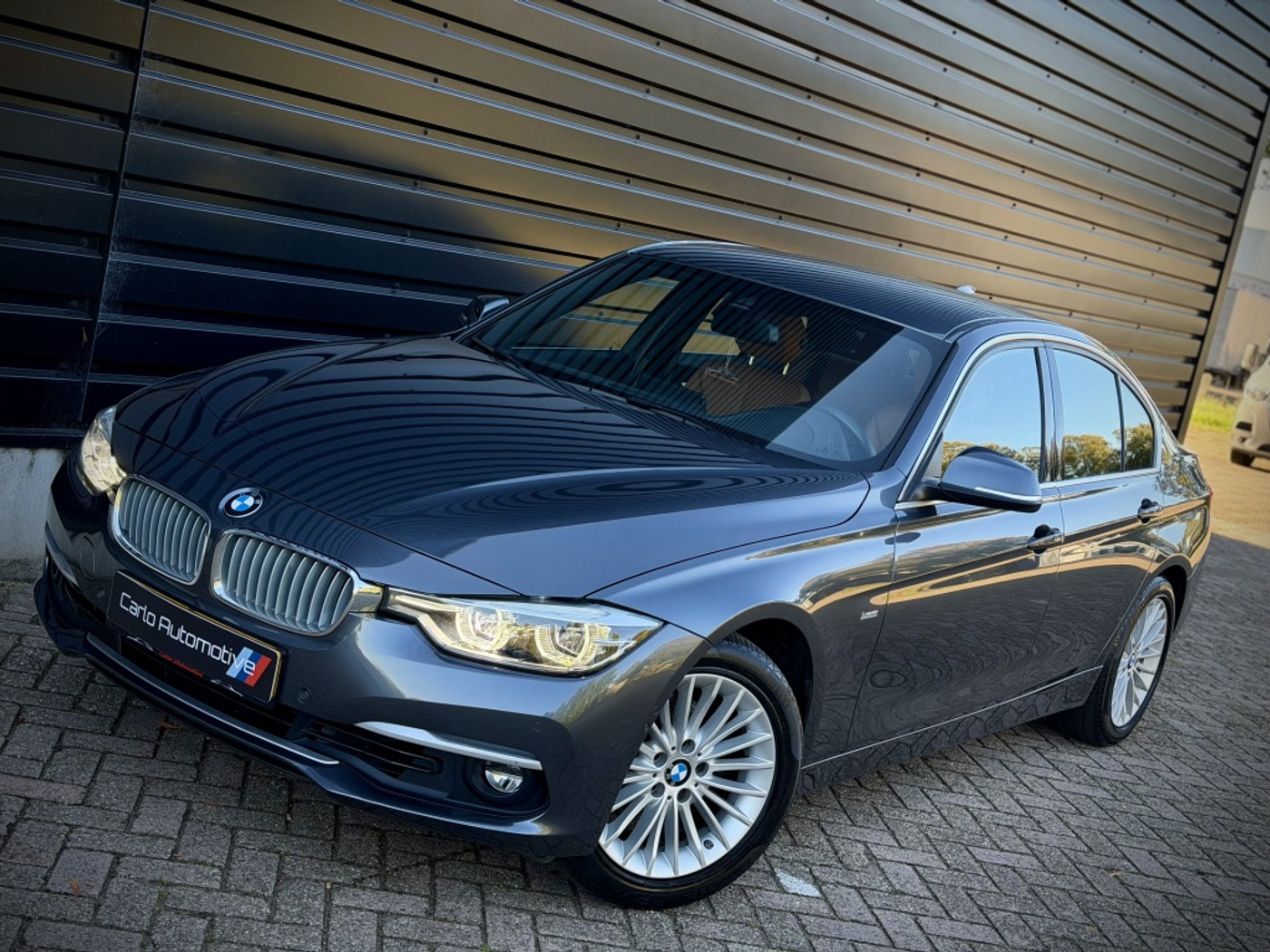 Foto van BMW 320i