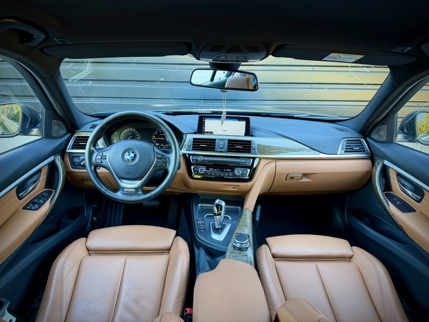 Foto van BMW 320i