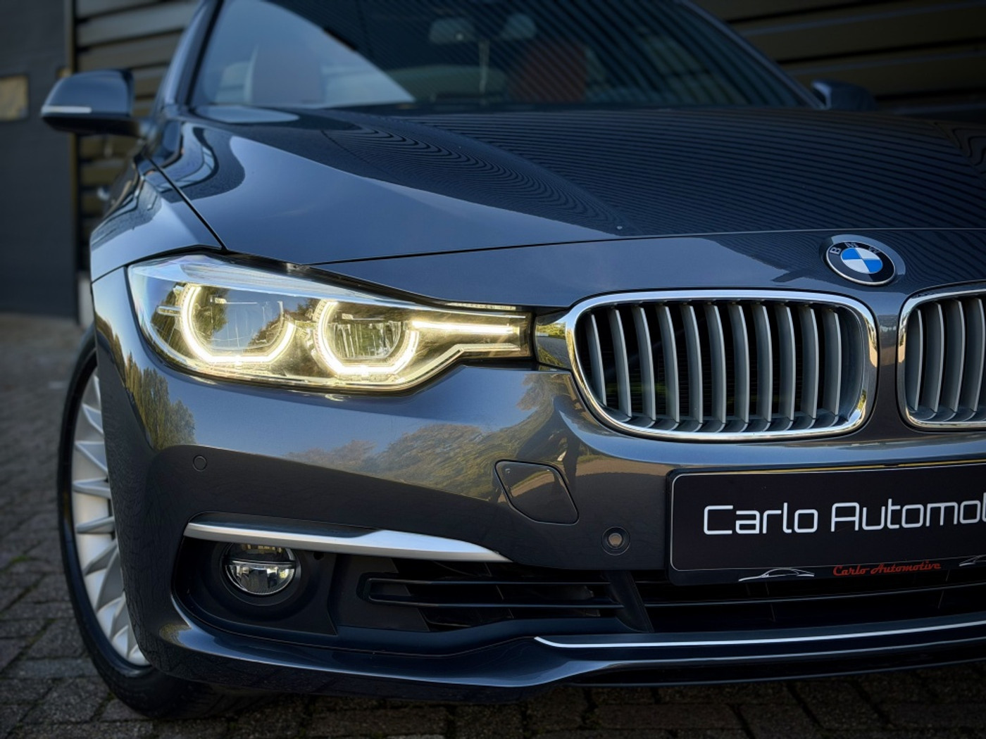 Foto van BMW 320i