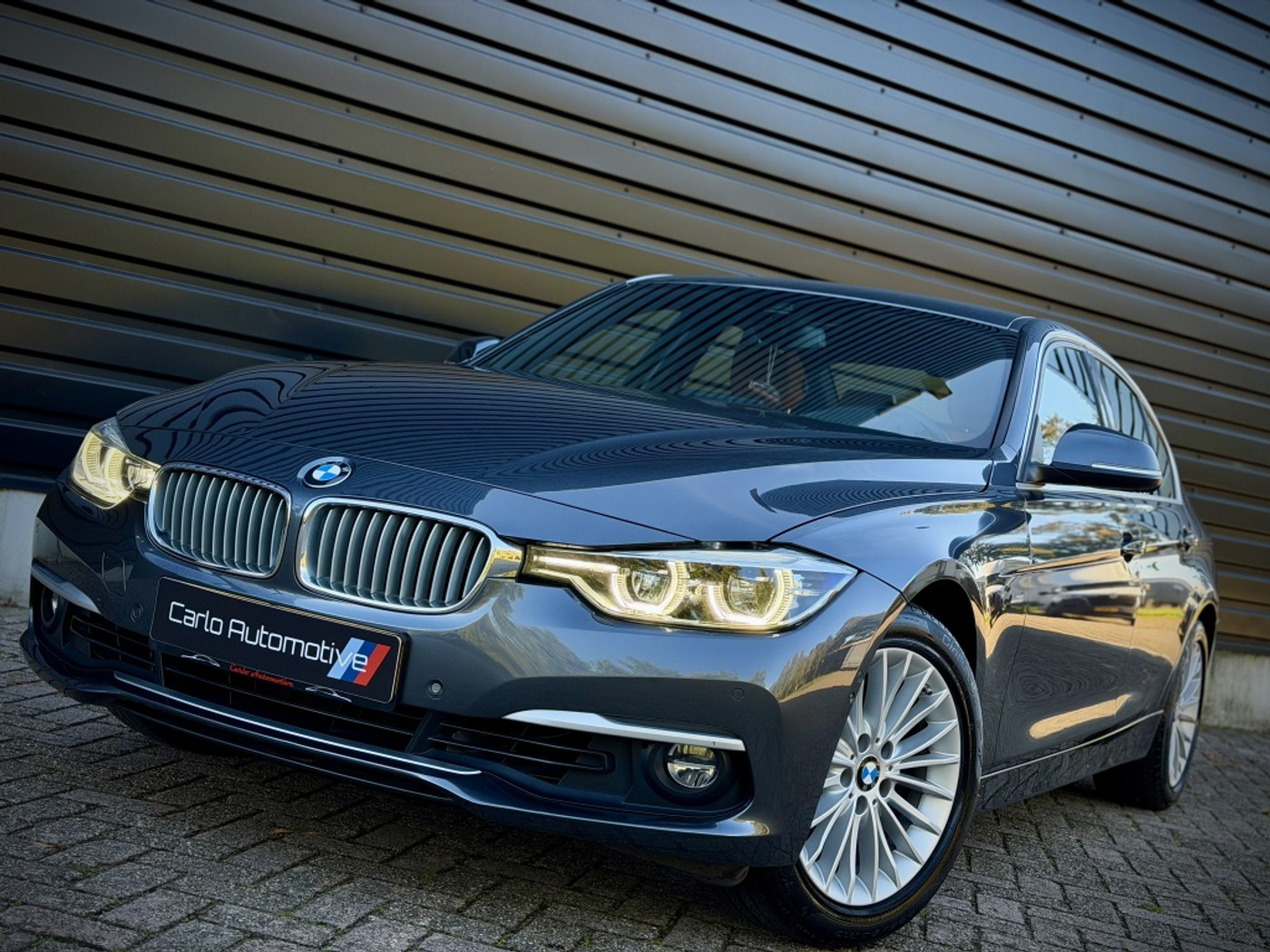 Foto van BMW 320i