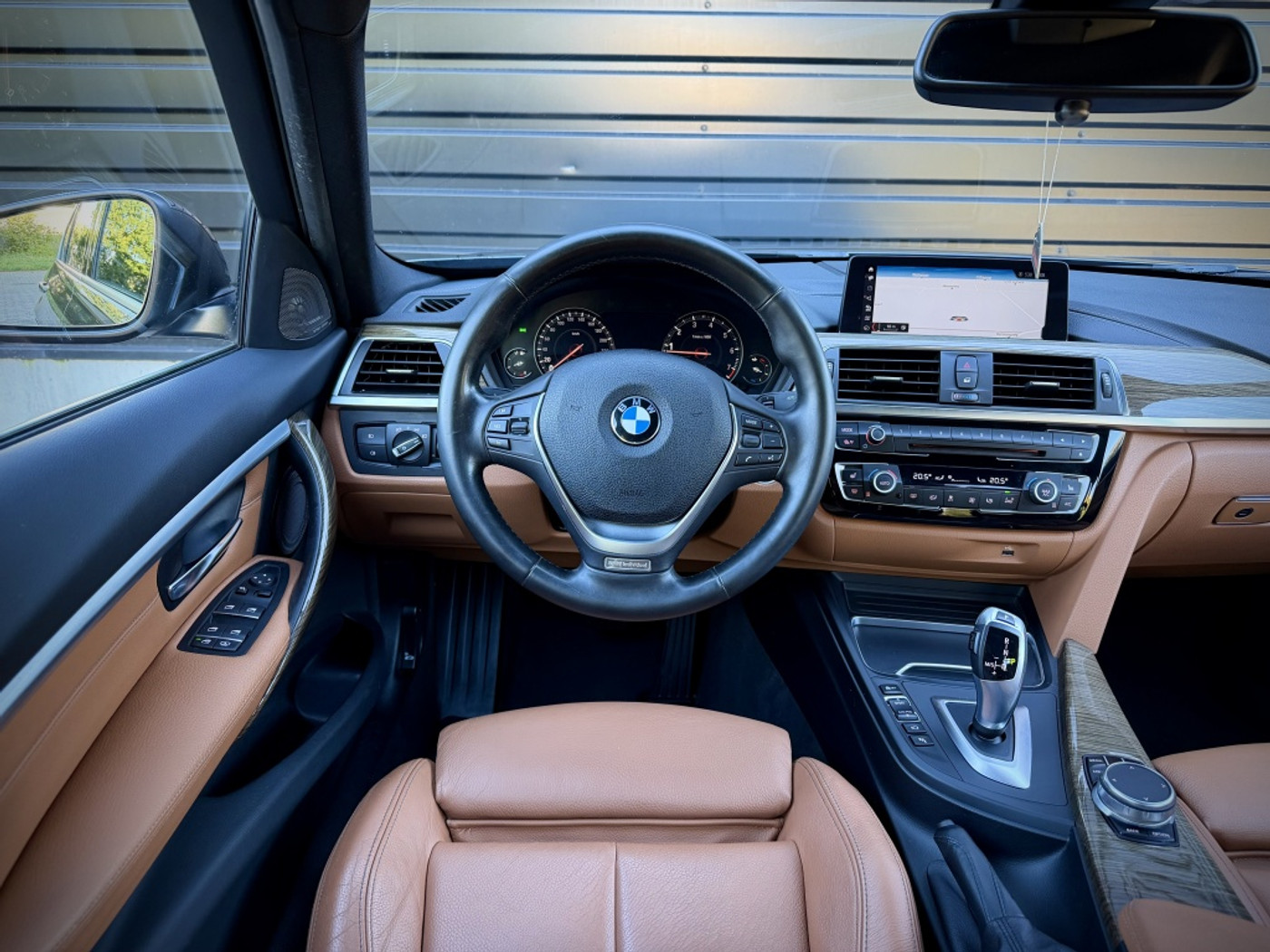 Foto van BMW 320i
