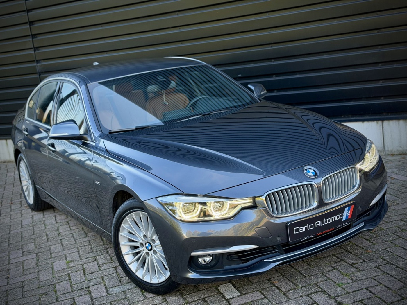Foto van BMW 320i