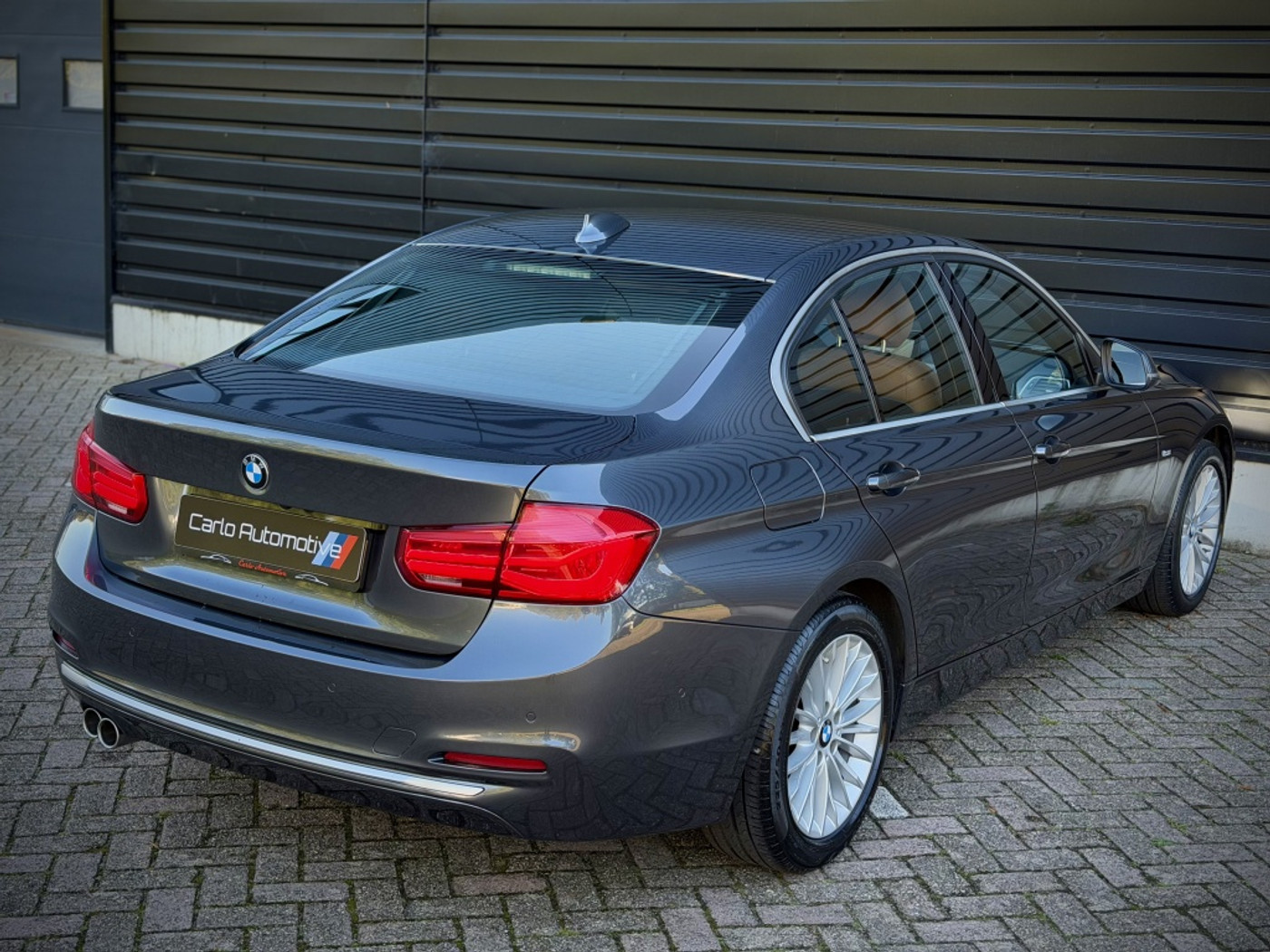 Foto van BMW 320i