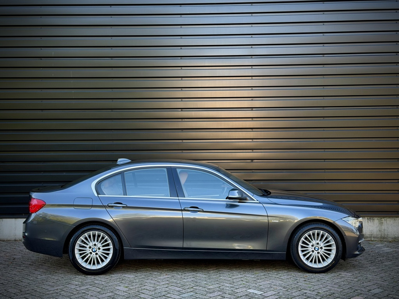 Foto van BMW 320i