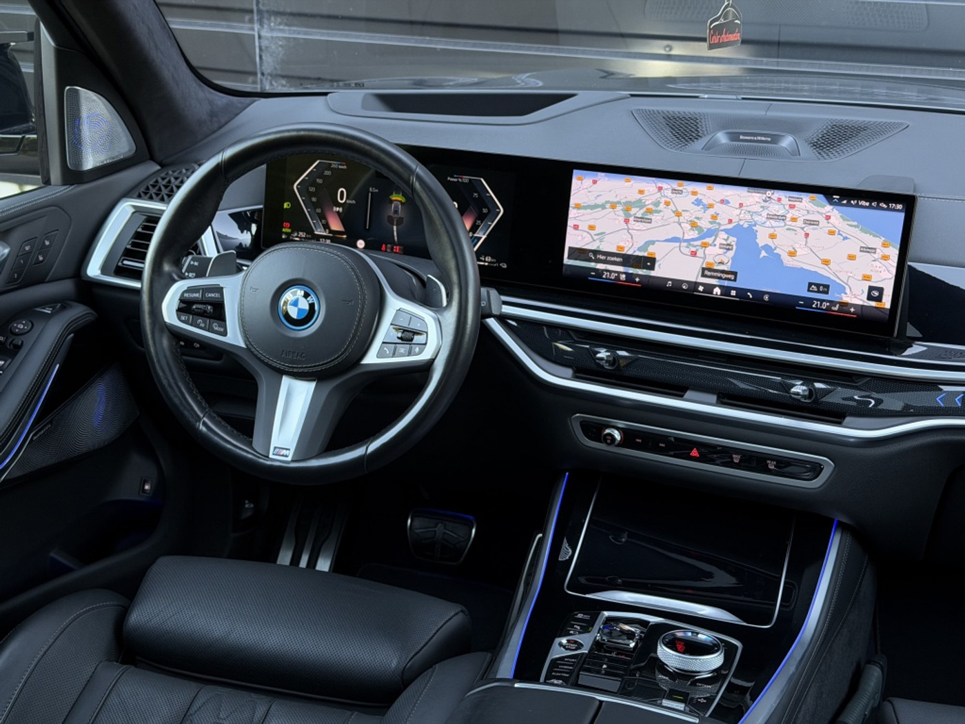 Foto van BMW X5 Xdrive50e