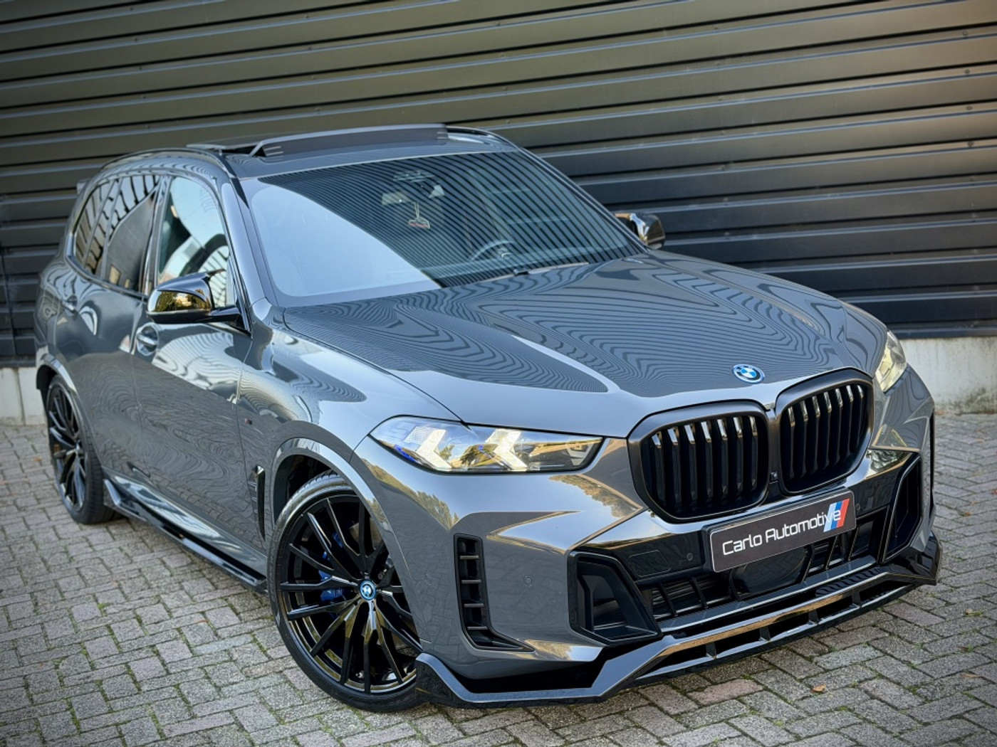 Foto van BMW X5 Xdrive50e