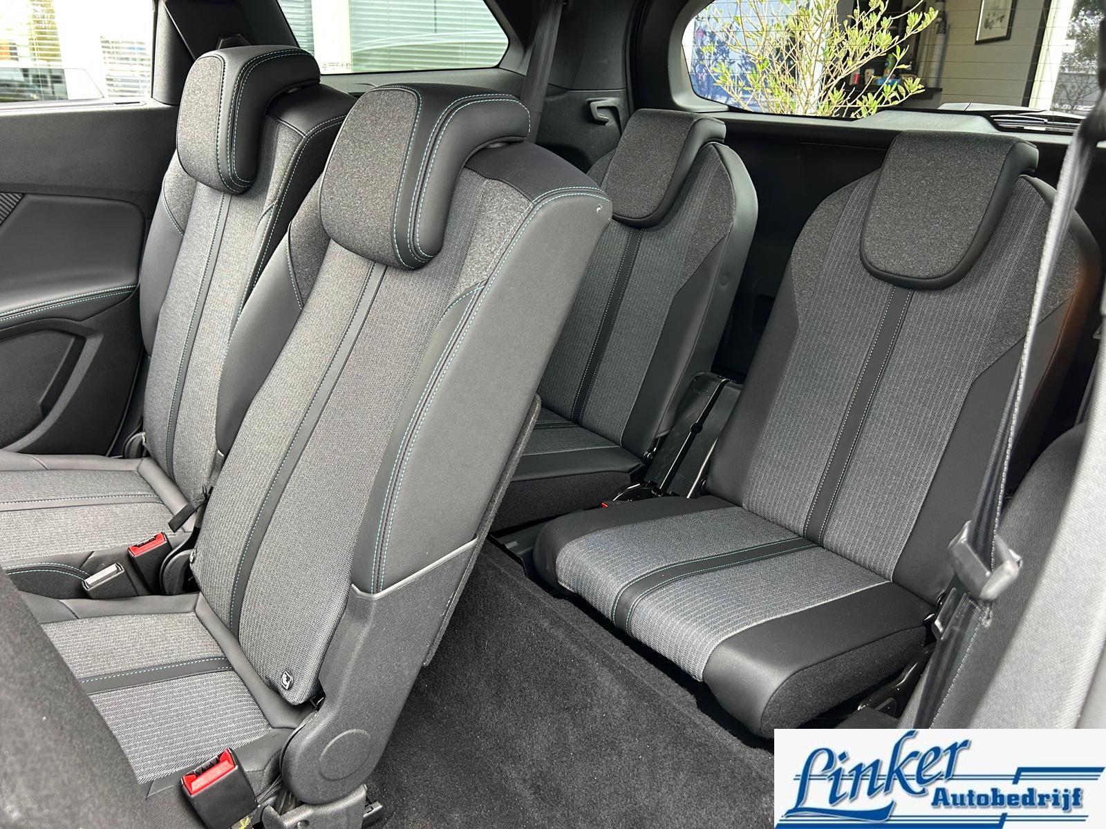 Foto van Peugeot 5008